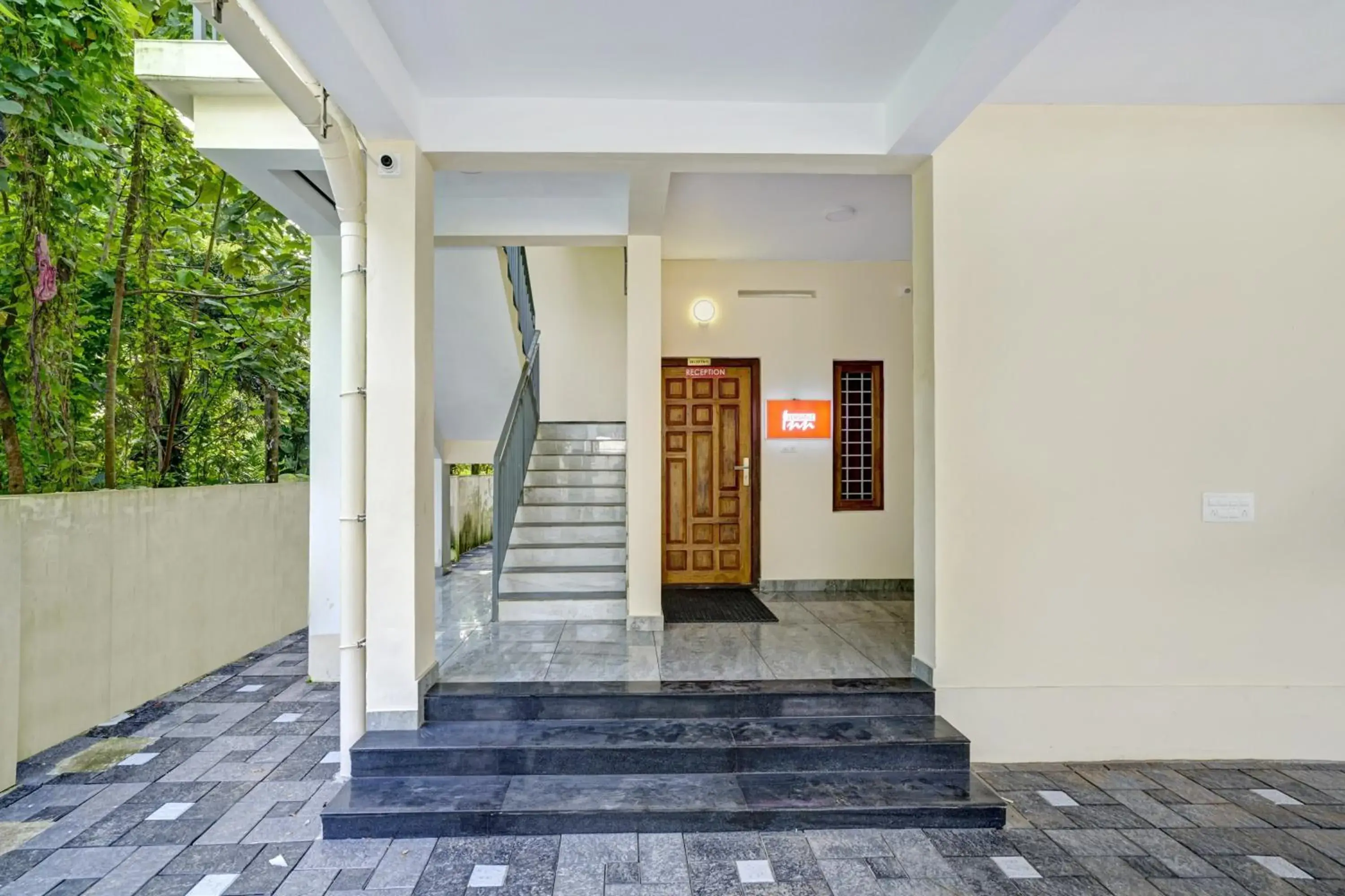 Facade/entrance in Hotel O Versatile Inn Facade/entrance in Hotel O Versatile Inn