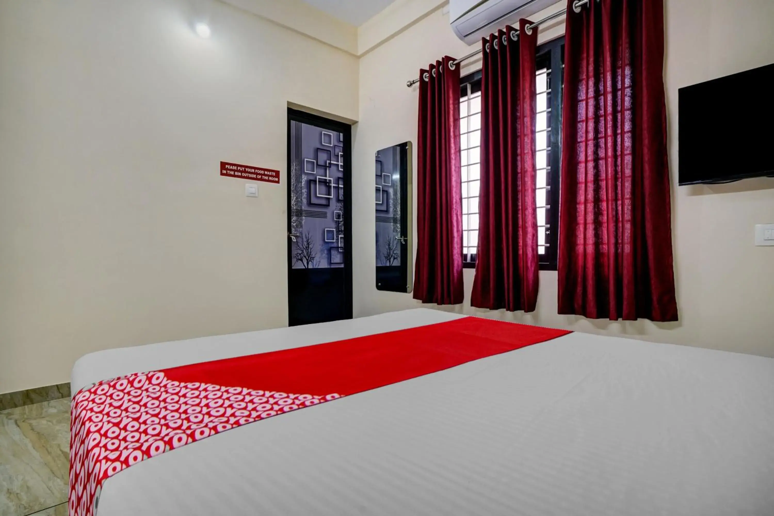 Bedroom, Bed in Hotel O Versatile Inn Bedroom, Bed in Hotel O Versatile Inn