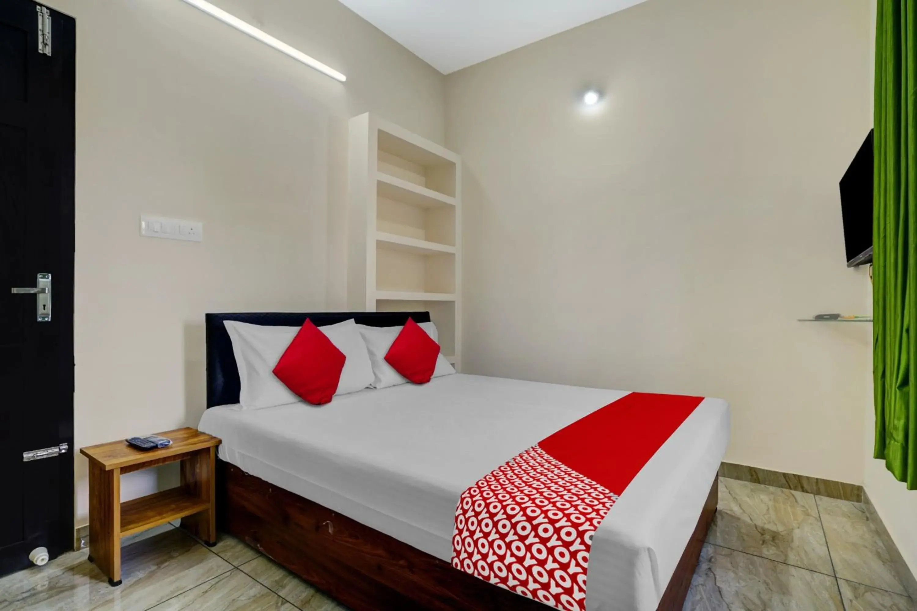 Bedroom, Bed in Hotel O Versatile Inn Bedroom, Bed in Hotel O Versatile Inn