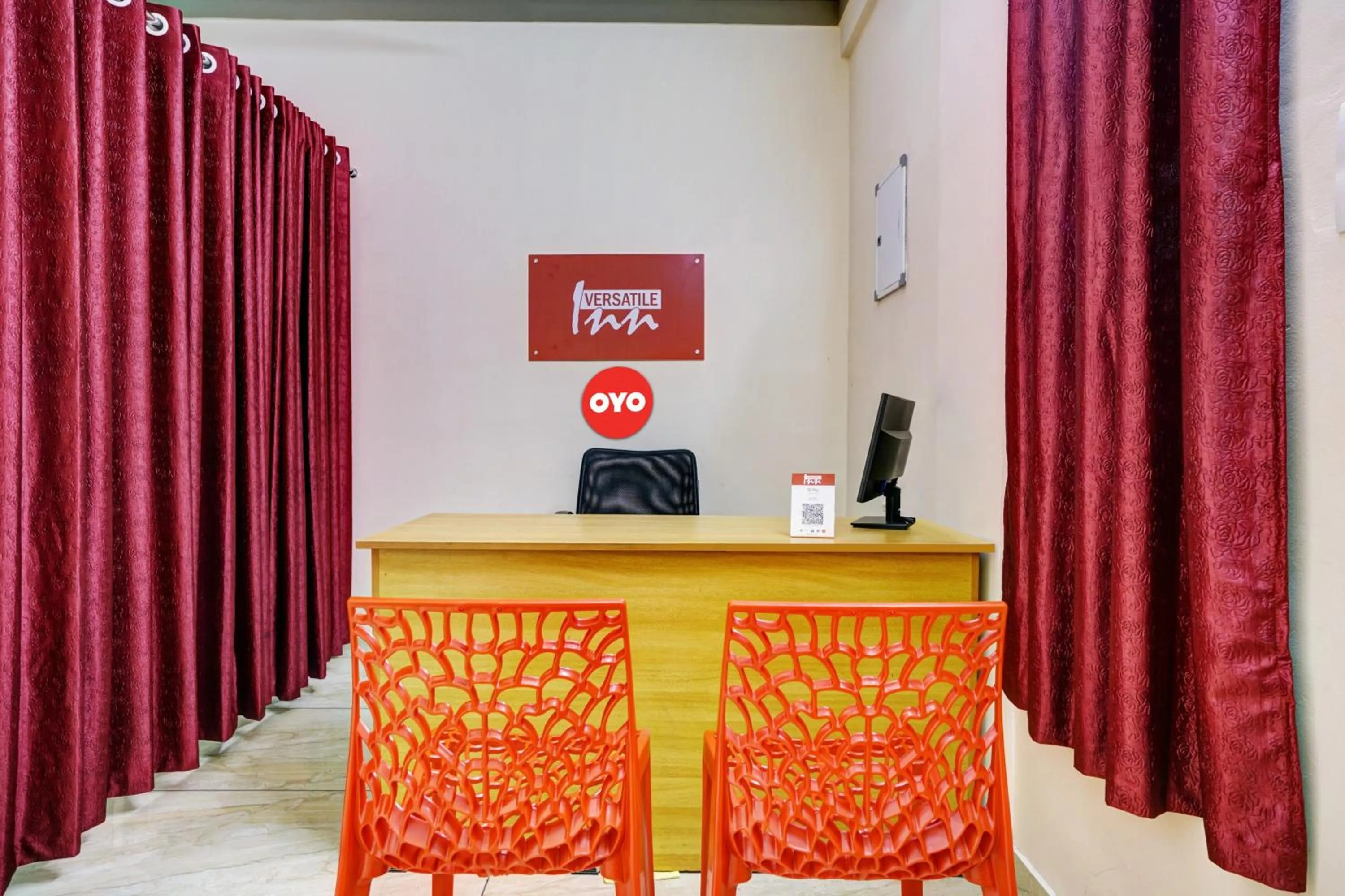 Lobby or reception in Hotel O Versatile Inn