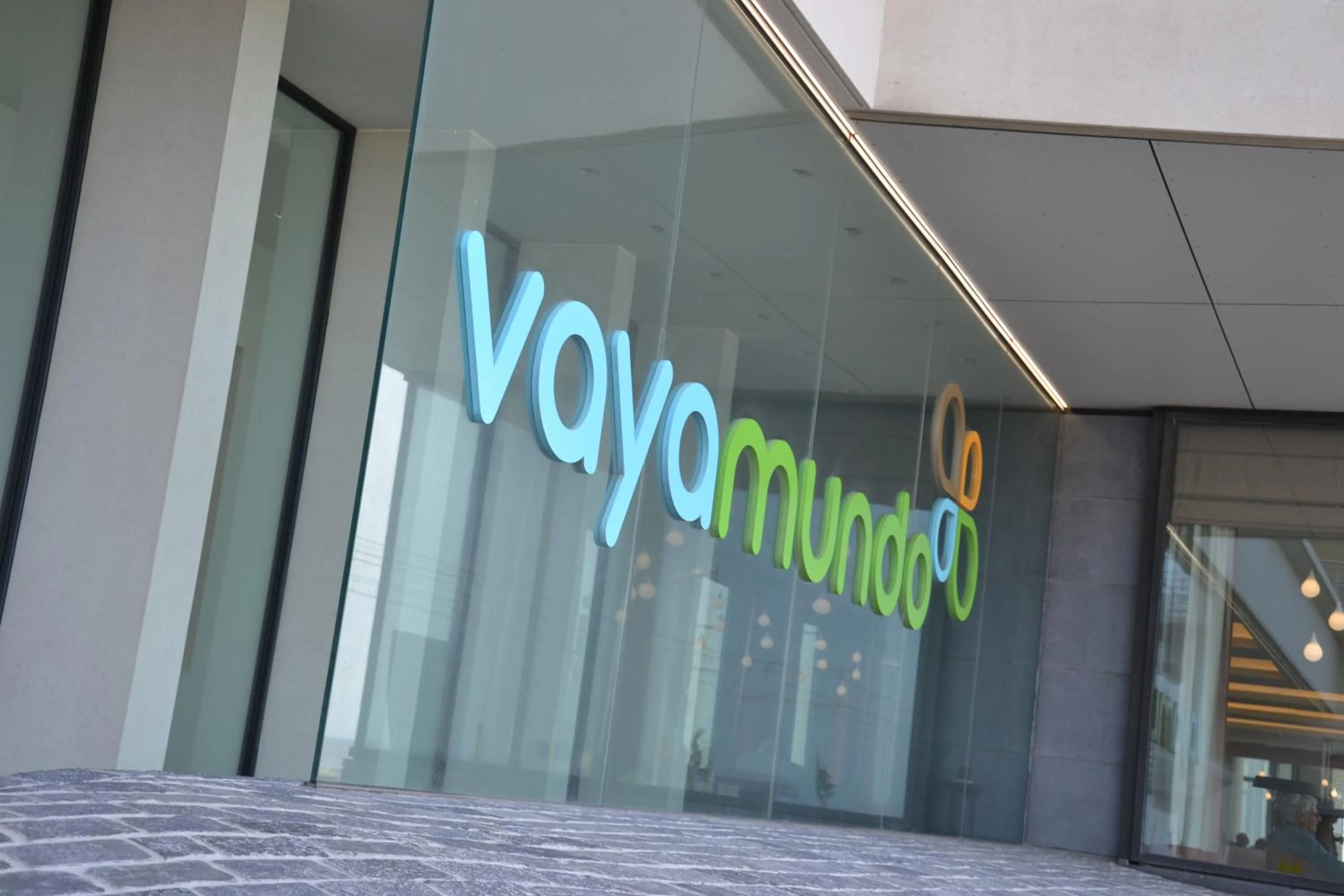 Facade/entrance in Vayamundo Oostende