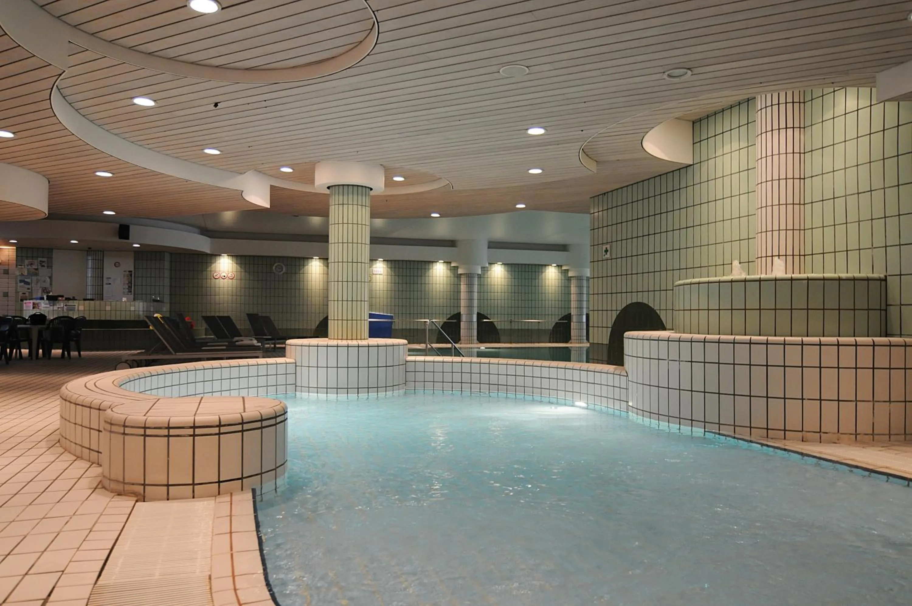 Swimming pool in Vayamundo Oostende