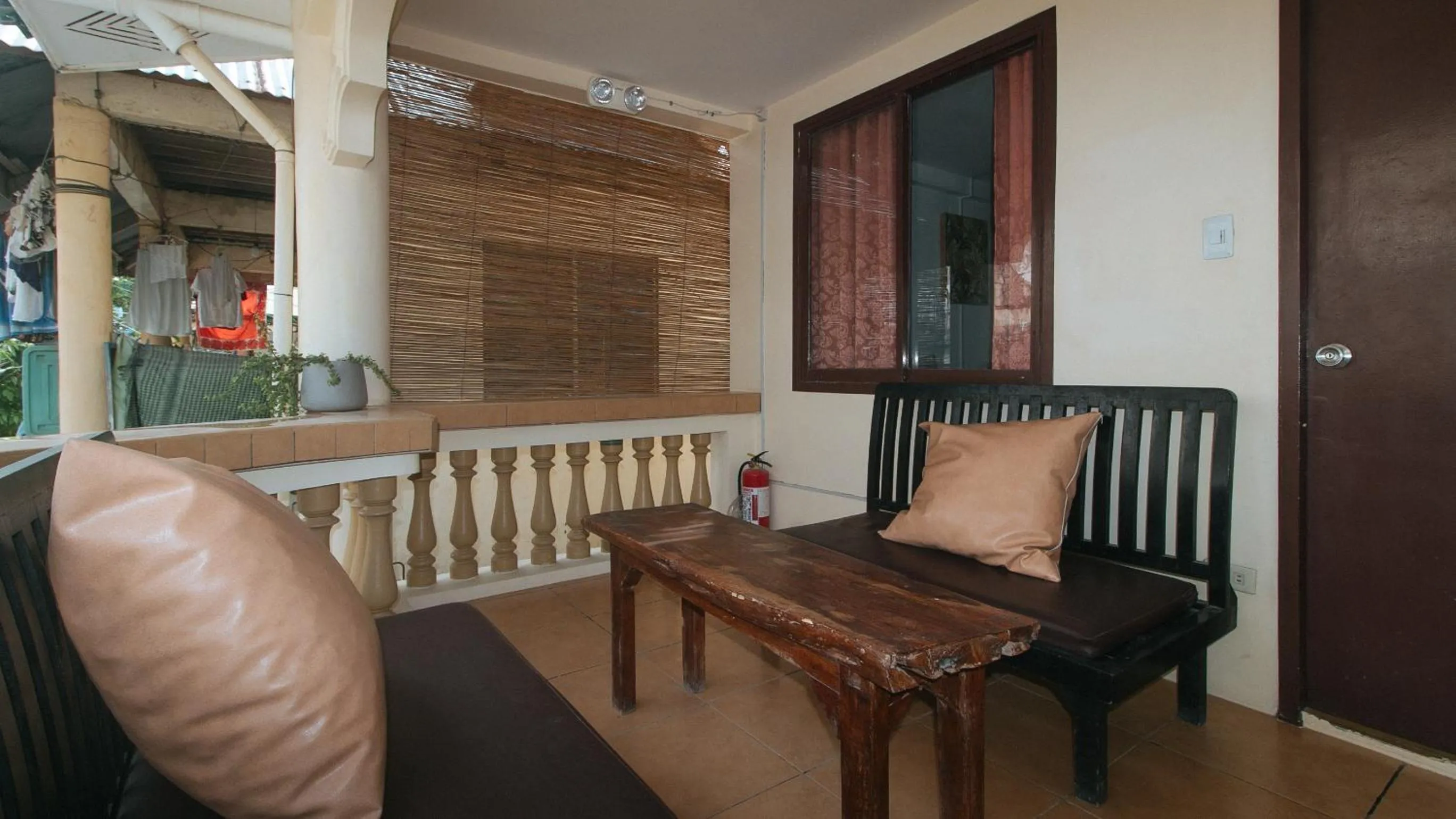 Property building in RedDoorz @ The Central Inn Boracay Island