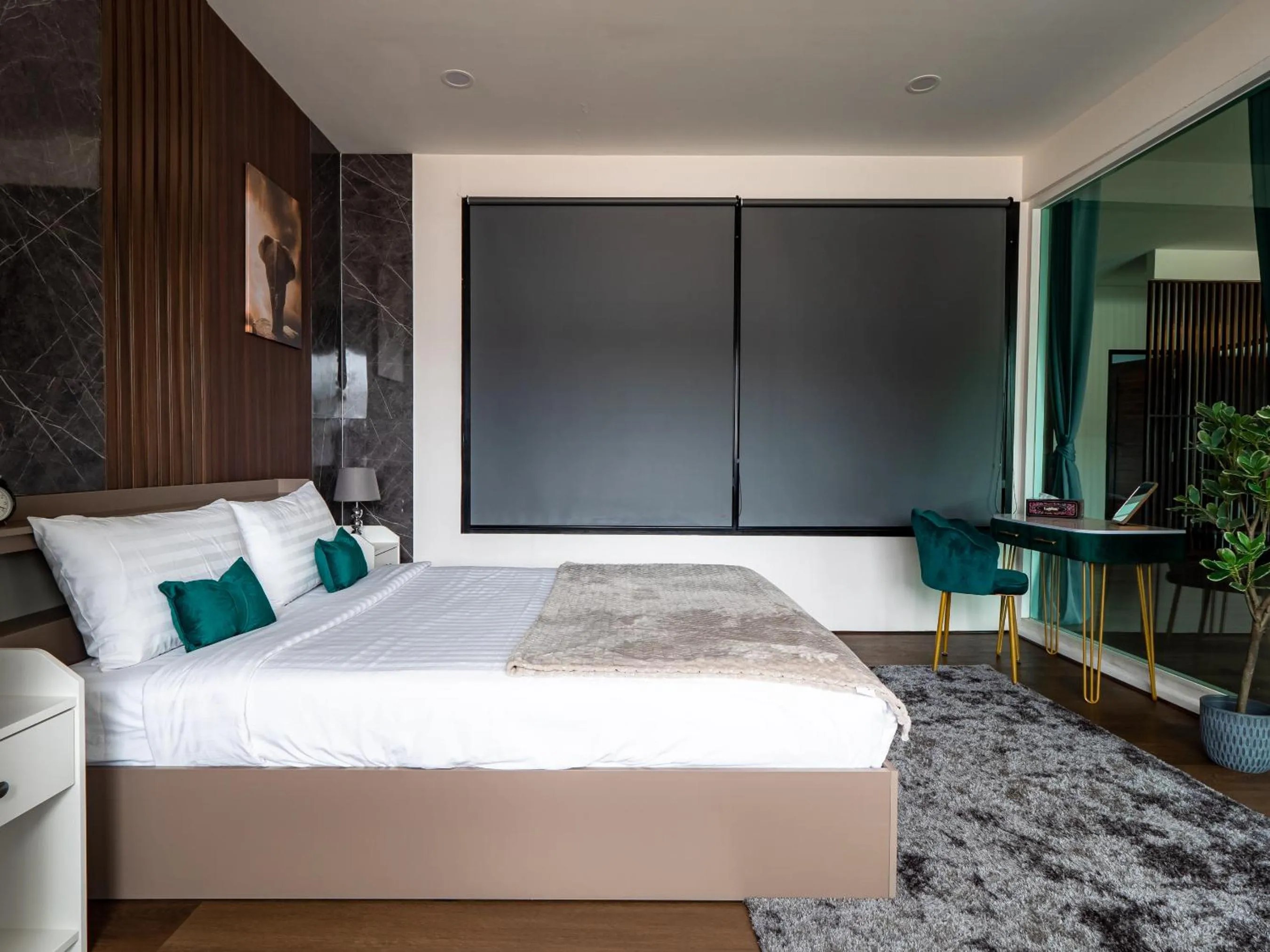 Bed in Grand Penthouse by Grand Orlov Apart