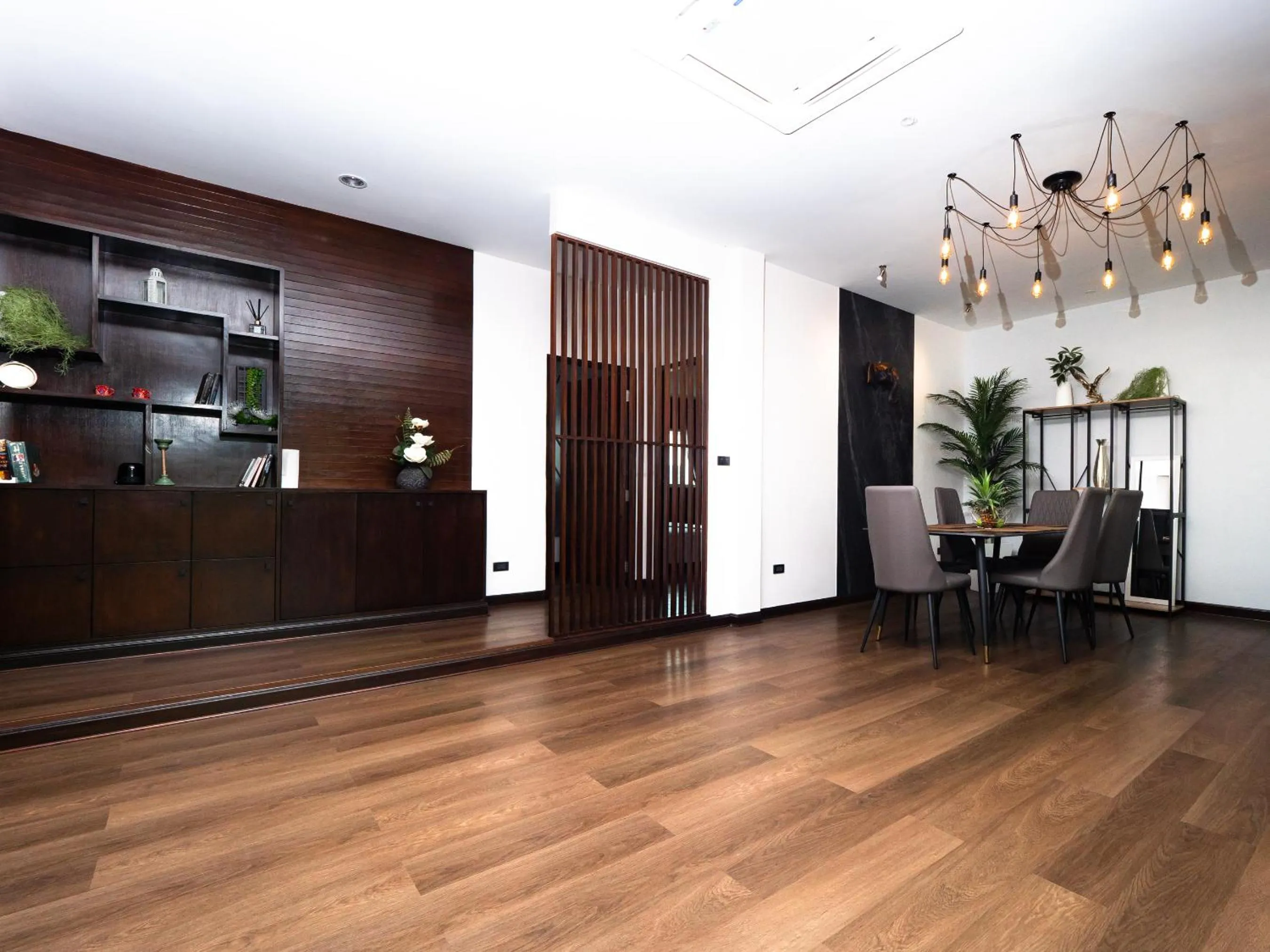 Coffee/tea facilities in Grand Penthouse by Grand Orlov Apart