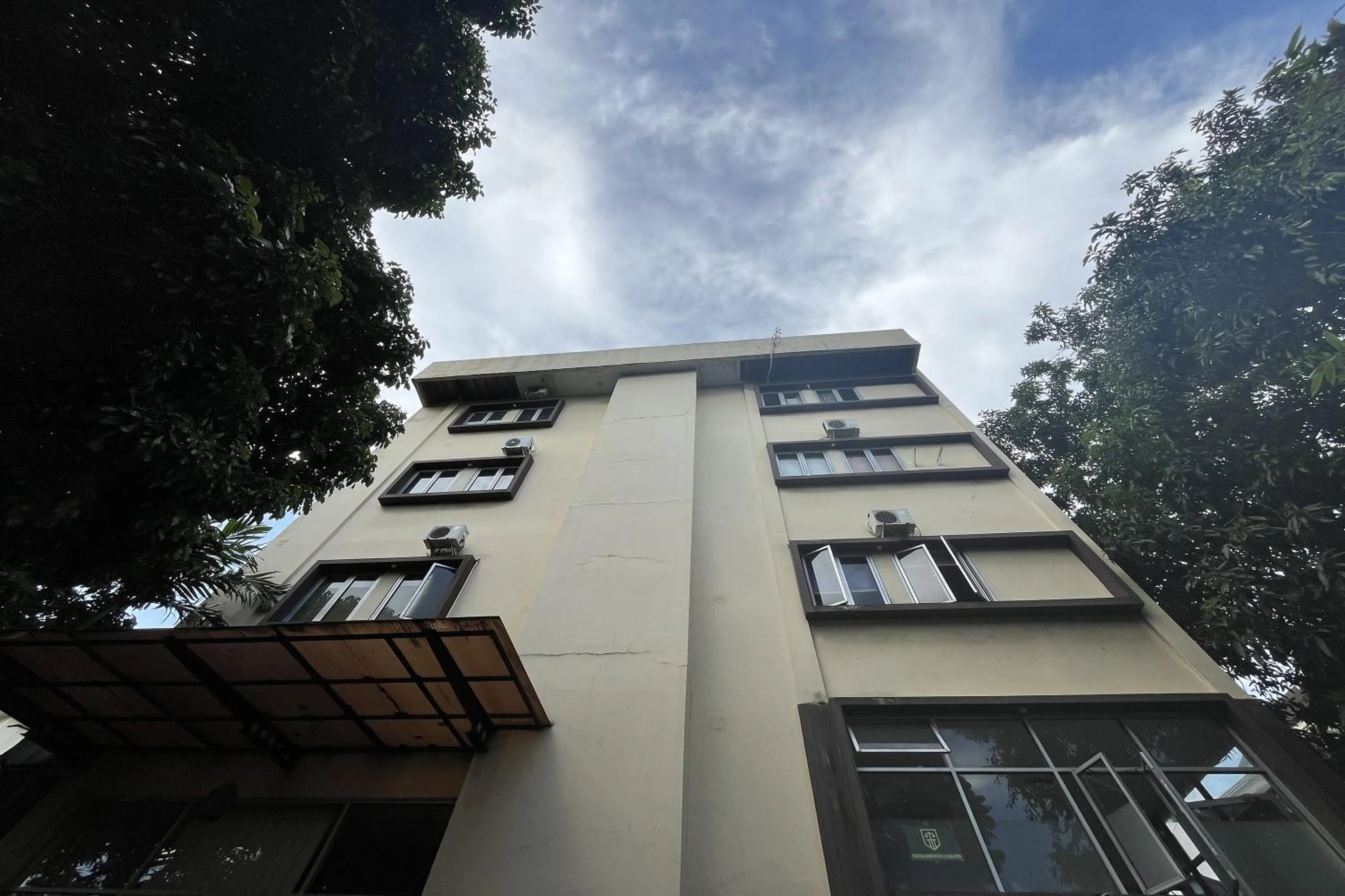 Property building in Sultan Residence Syariah