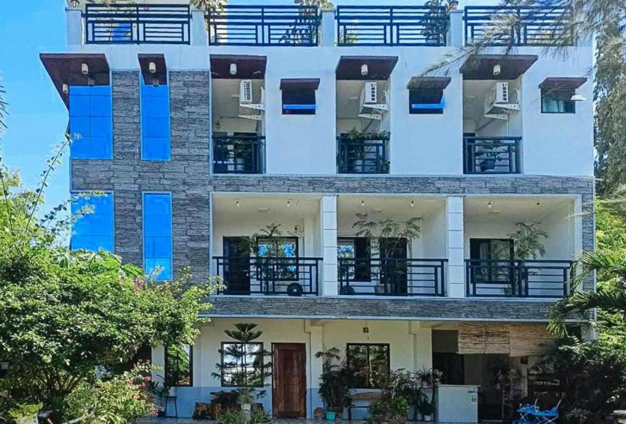 Property building in RedDoorz @ Mary Land Transient Alaminos Pangasinan