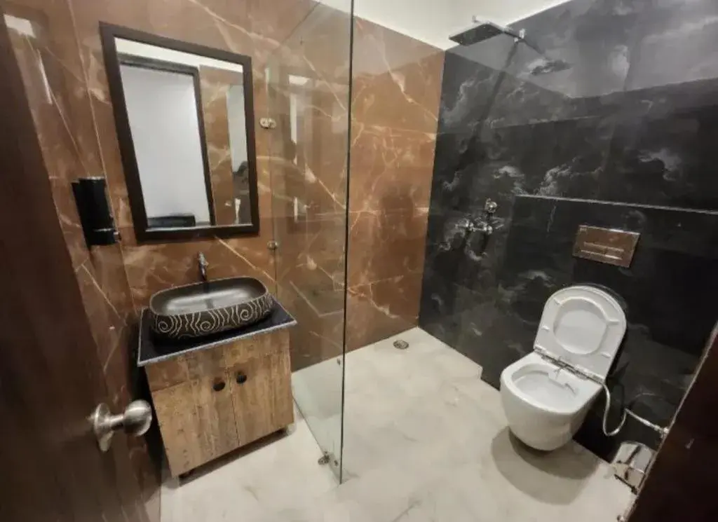 Bathroom in The Lagoon Bathroom in The Lagoon