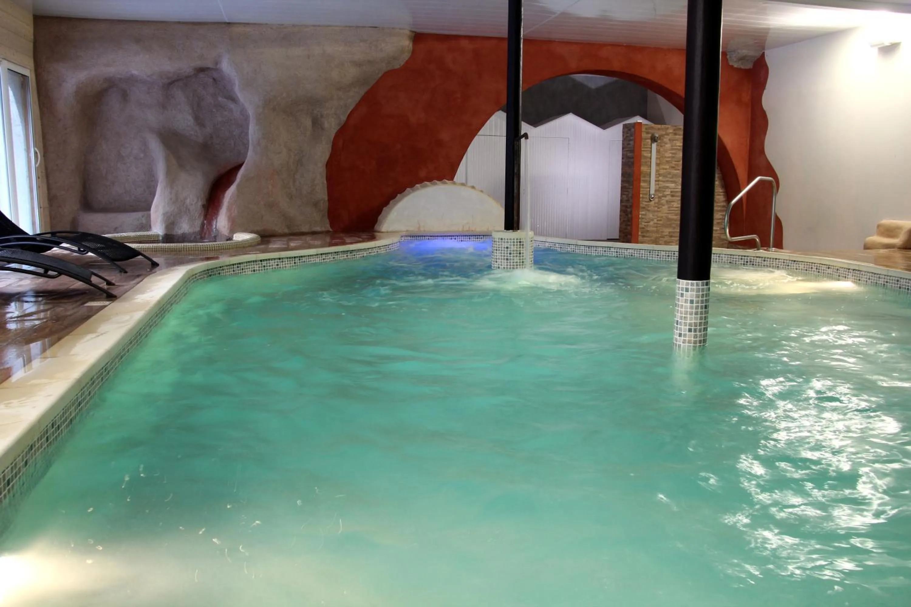 Spa and wellness centre/facilities in Hotel La Font Vineuse & Spa