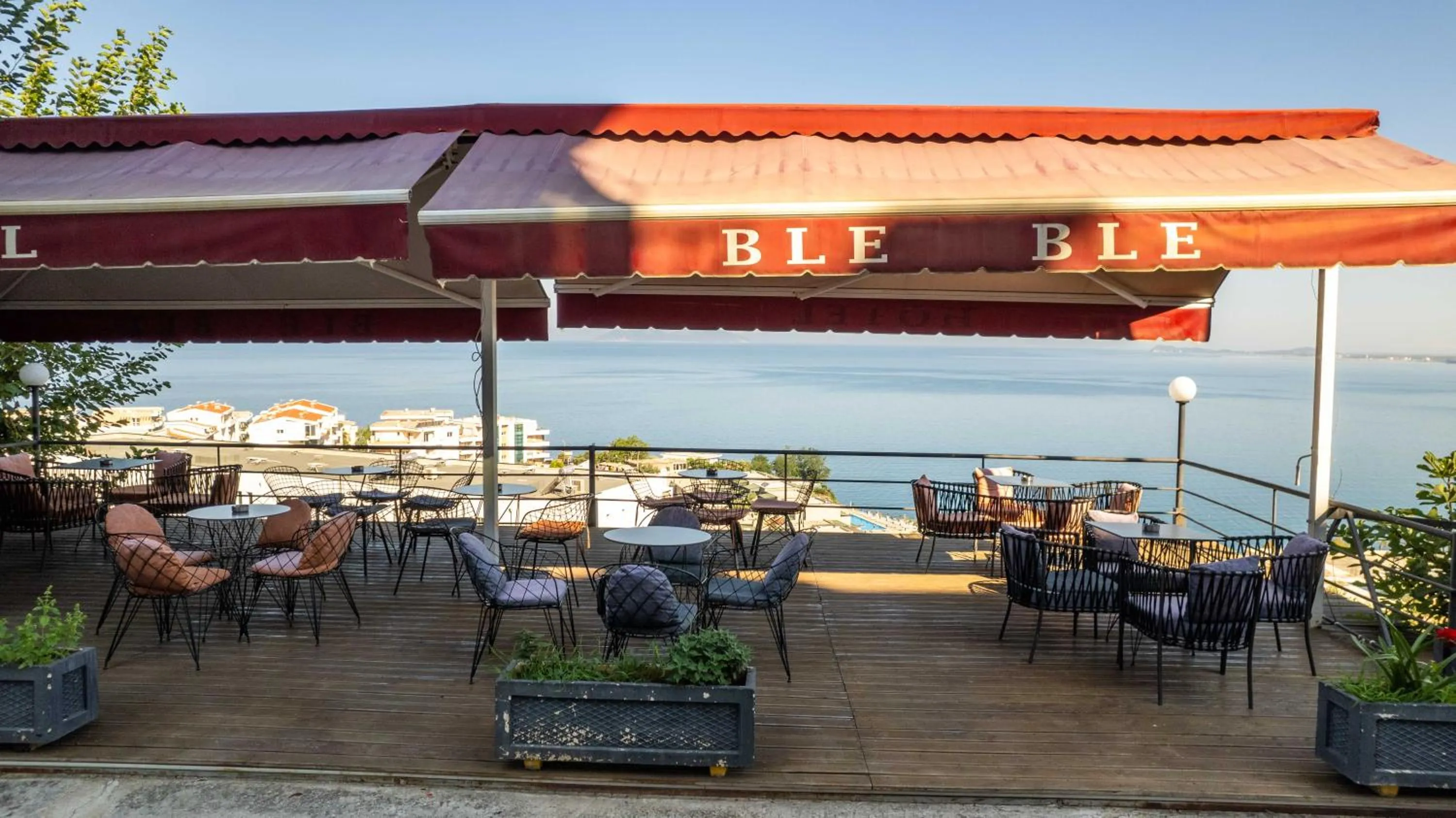 Day in Hotel Ble Ble Vlore