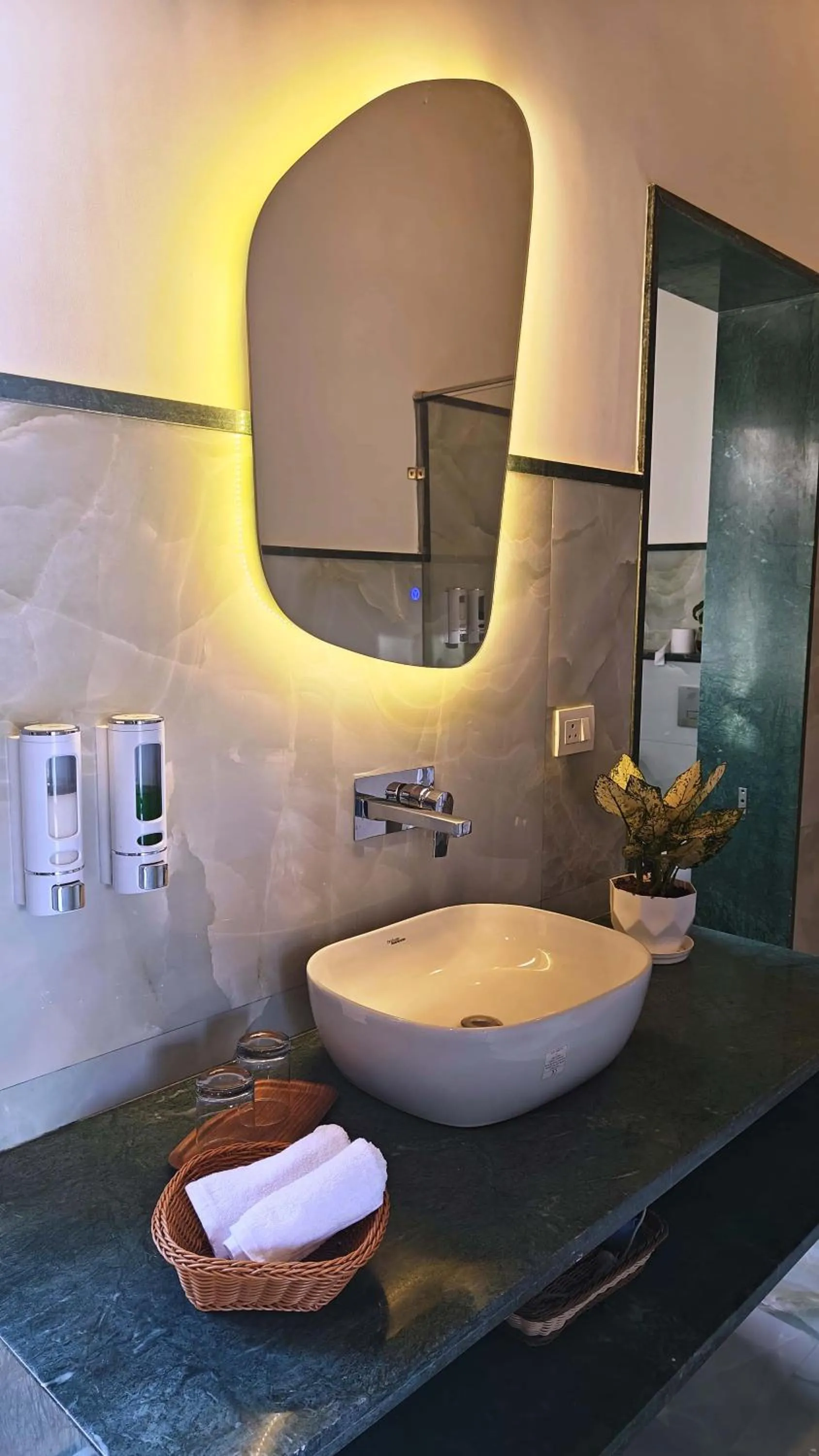 Bathroom in GiriSadan Organic Retreat & Experiences