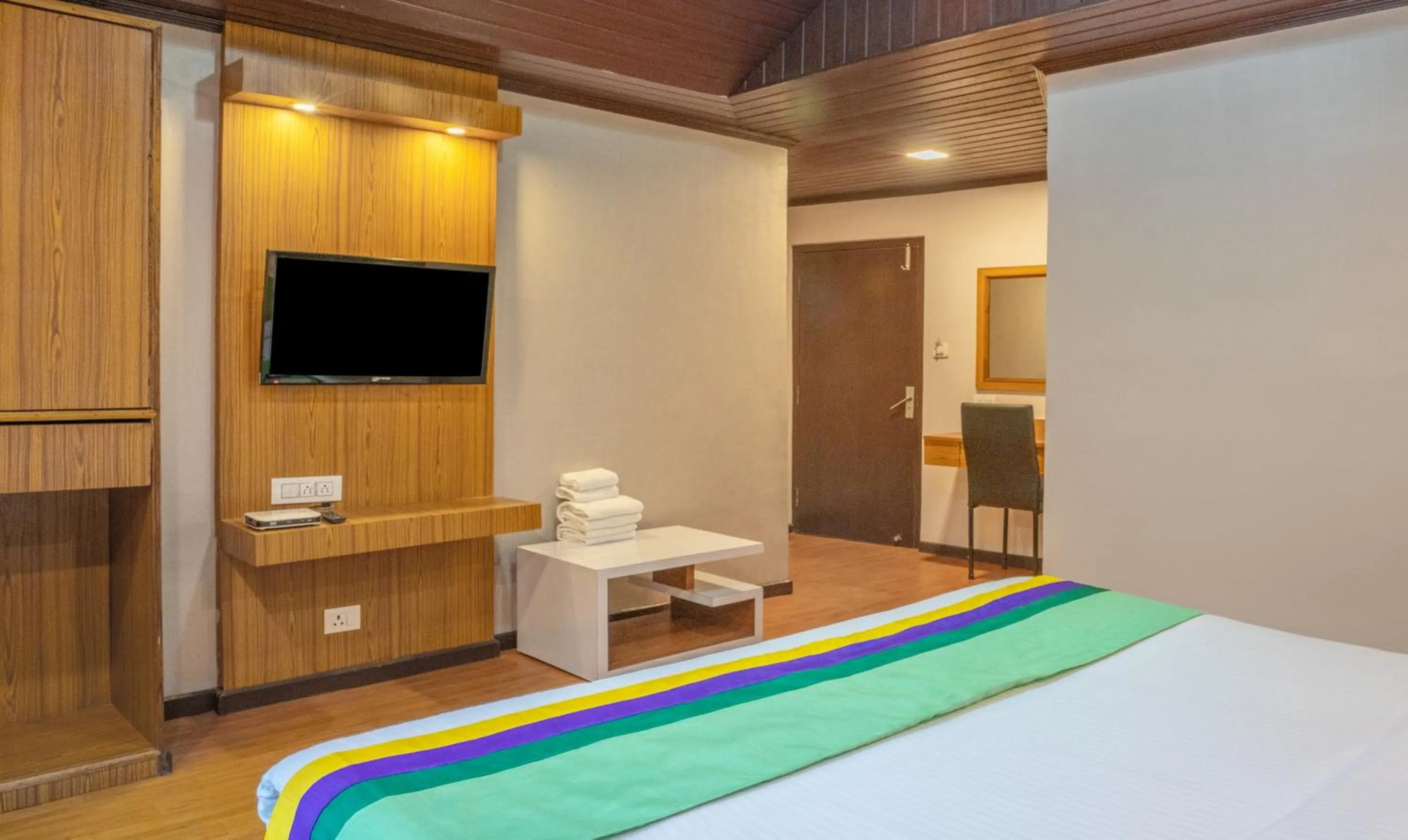 Bed in Treebo Eeshan Rodhi Resort, Darjeeling