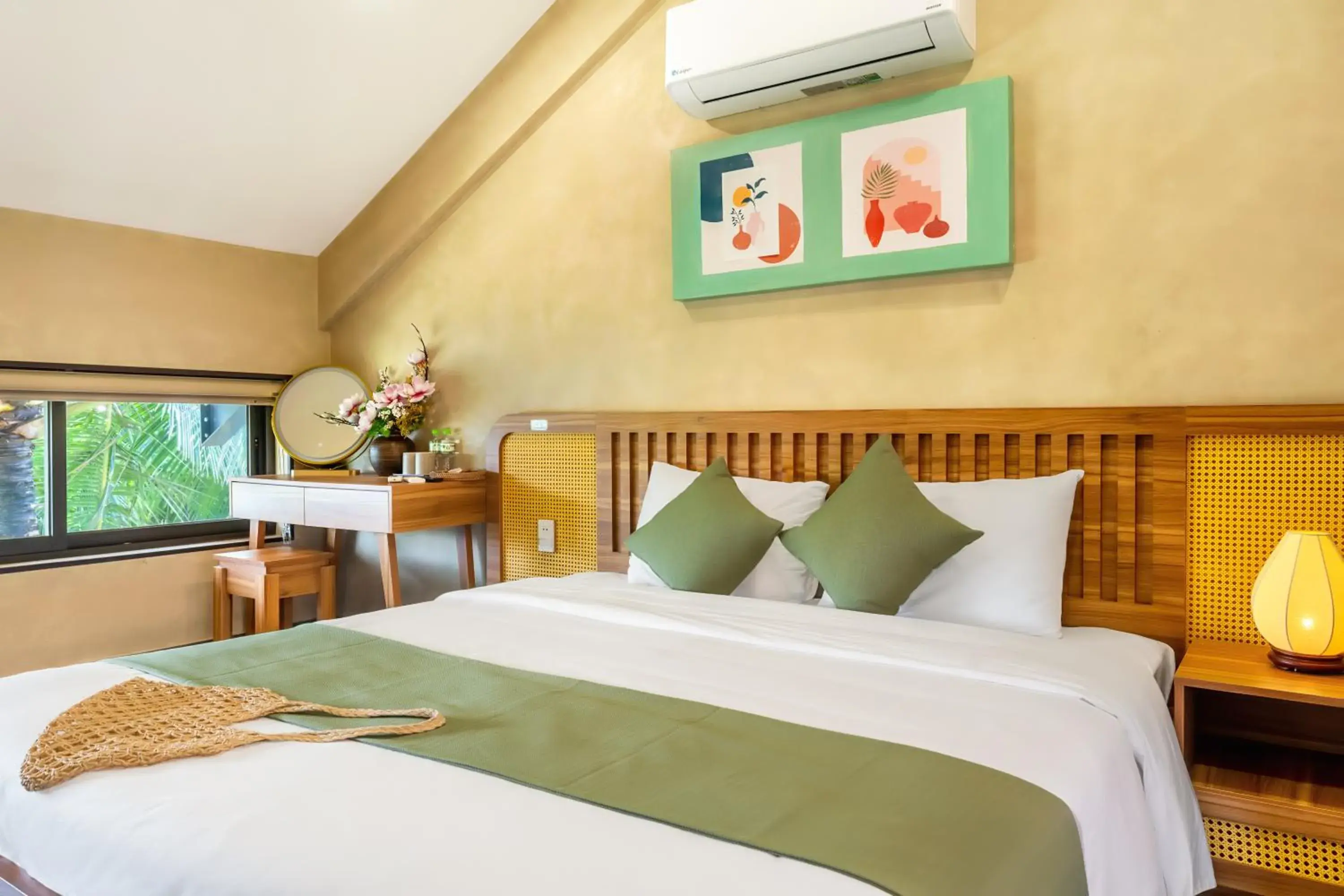 Bed in The Linh Seaside Villa Hoi An Bed in The Linh Seaside Villa Hoi An