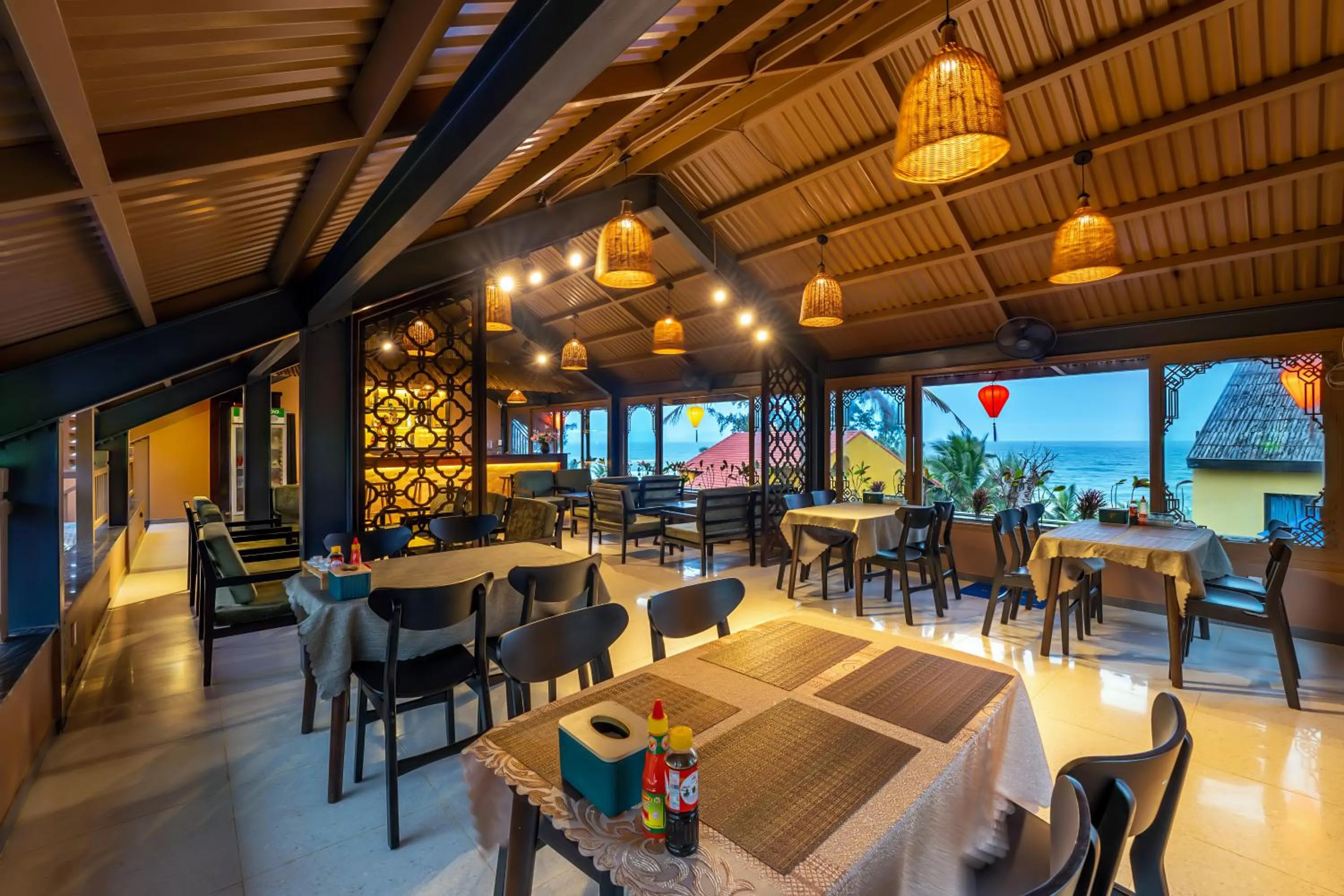 Restaurant/places to eat in The Linh Seaside Villa Hoi An