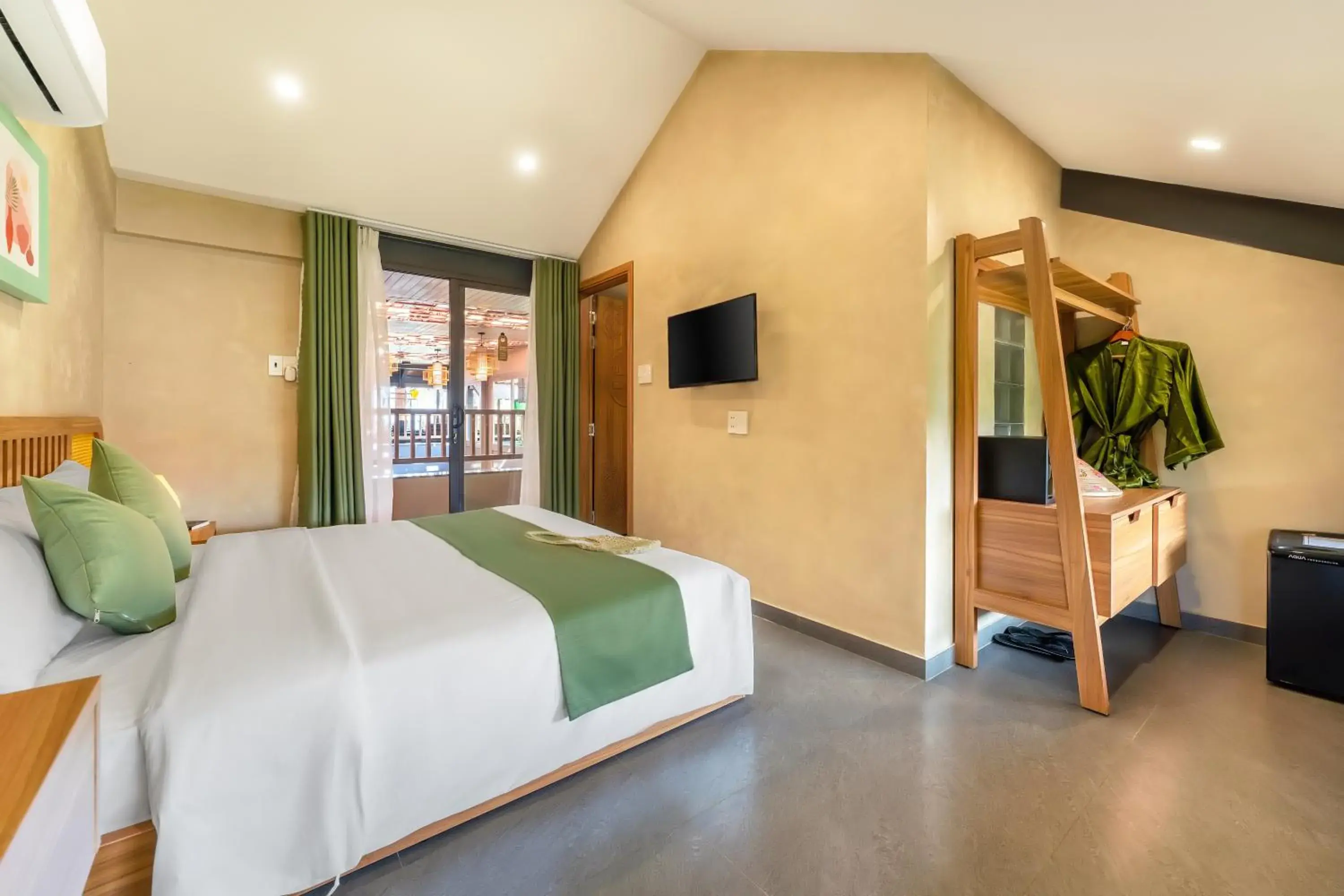 Bed in The Linh Seaside Villa Hoi An Bed in The Linh Seaside Villa Hoi An