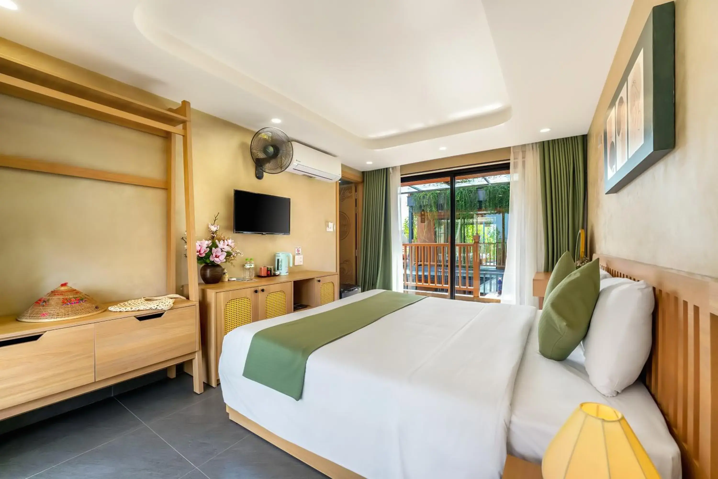 Bed in The Linh Seaside Villa Hoi An Bed in The Linh Seaside Villa Hoi An