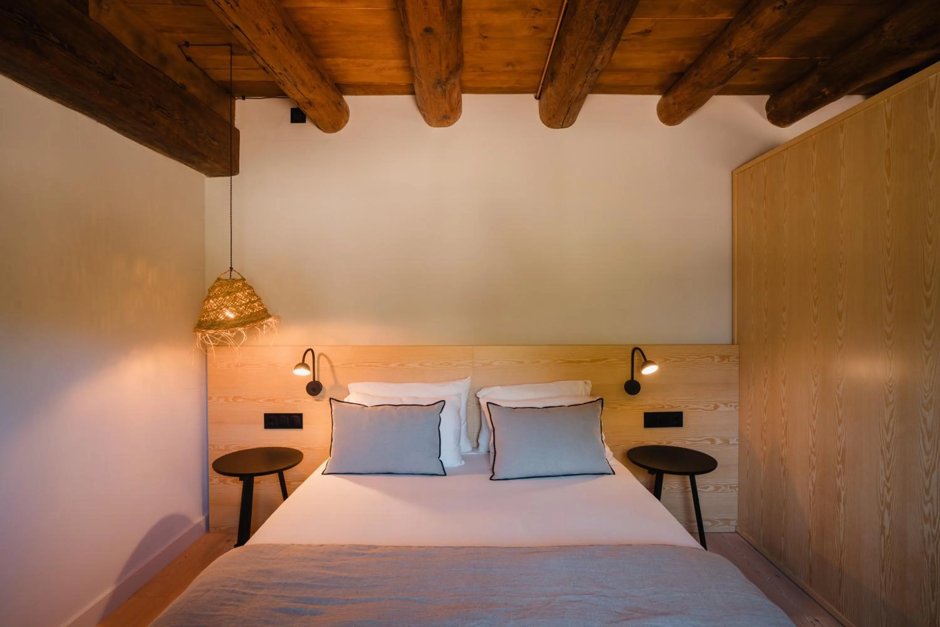 Bed in Hotel-Masia Can Farrés