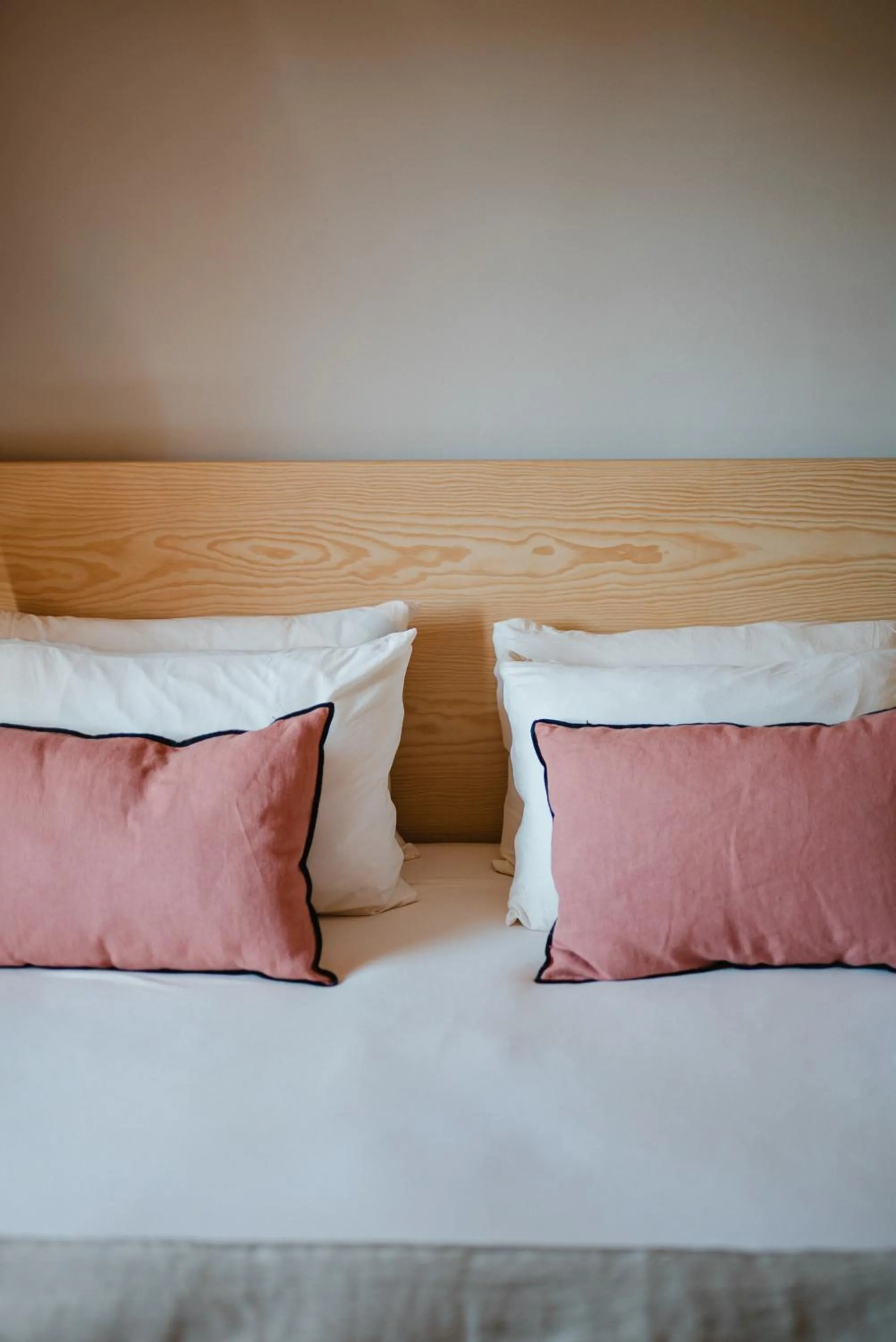 Bed in Hotel-Masia Can Farrés