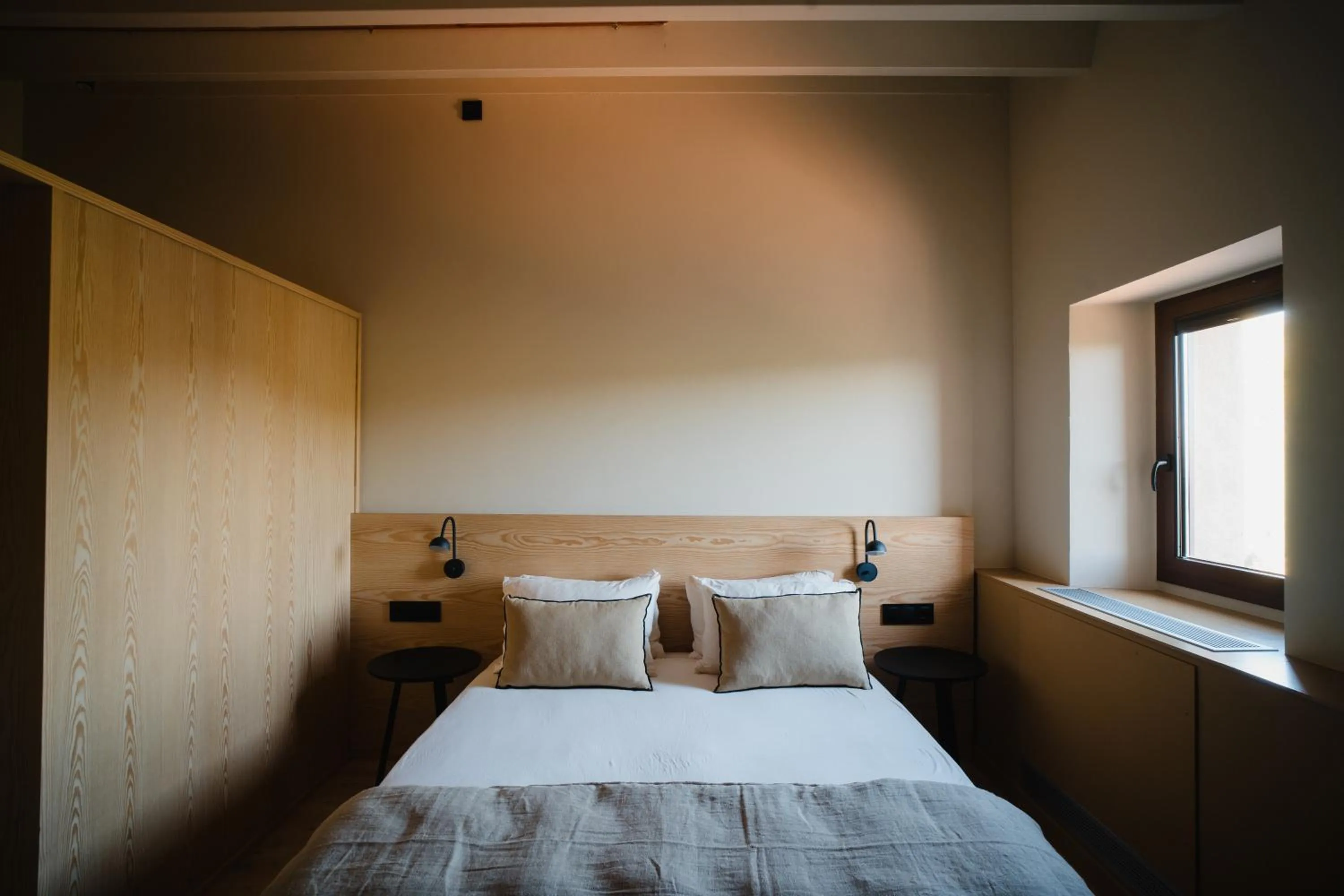 Bed in Hotel-Masia Can Farrés