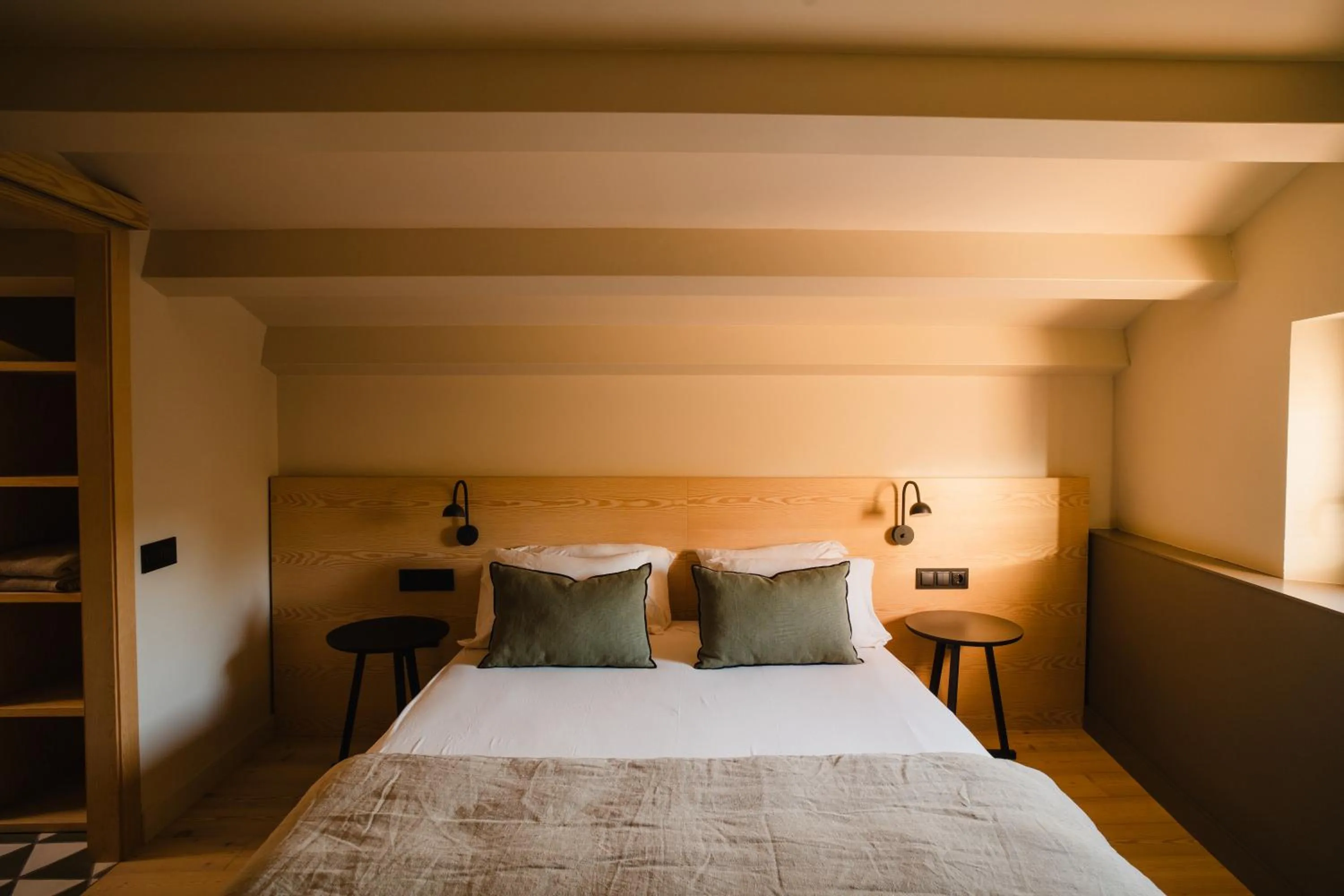 Bed in Hotel-Masia Can Farrés