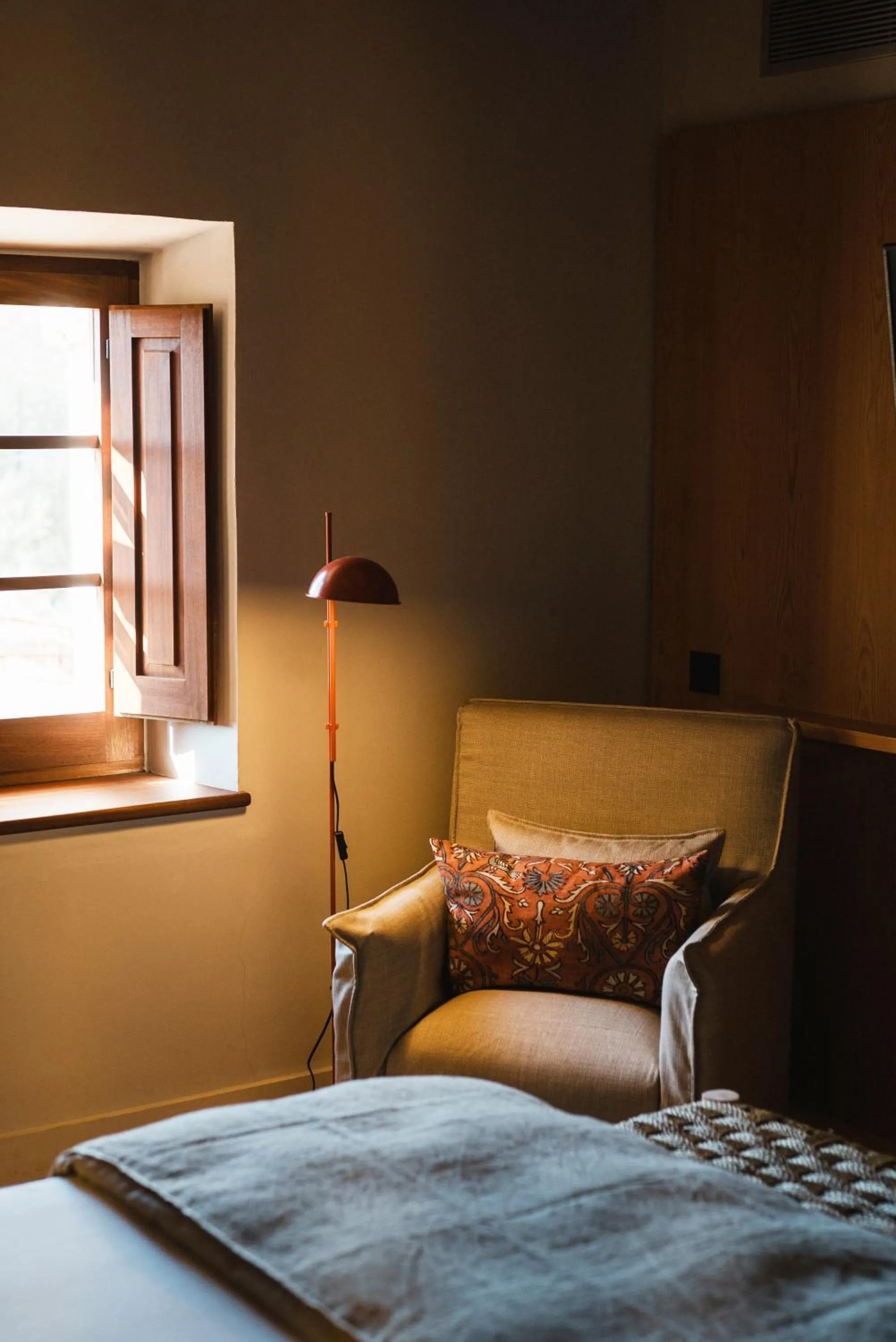 Bed in Hotel-Masia Can Farrés