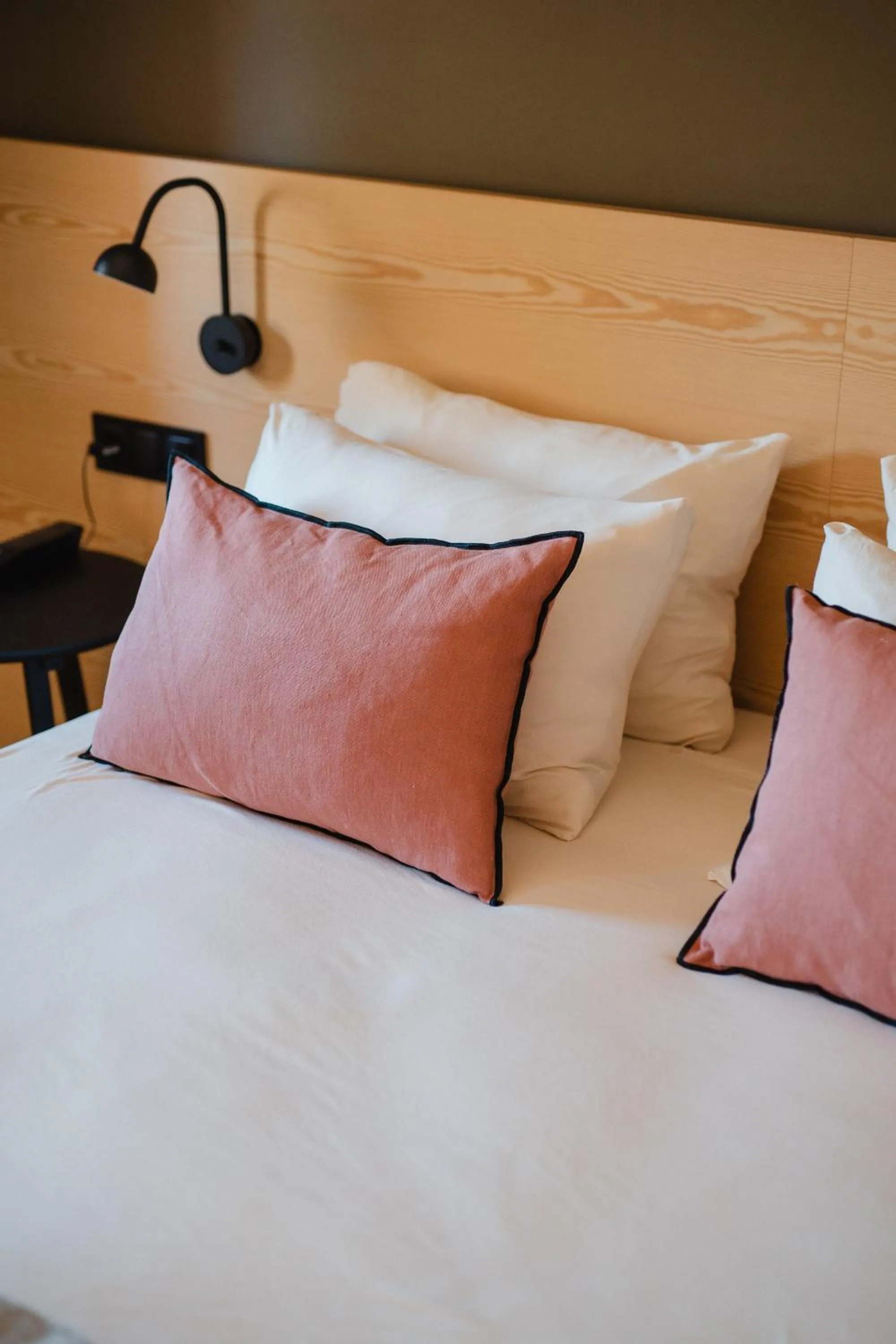 Bed in Hotel-Masia Can Farrés