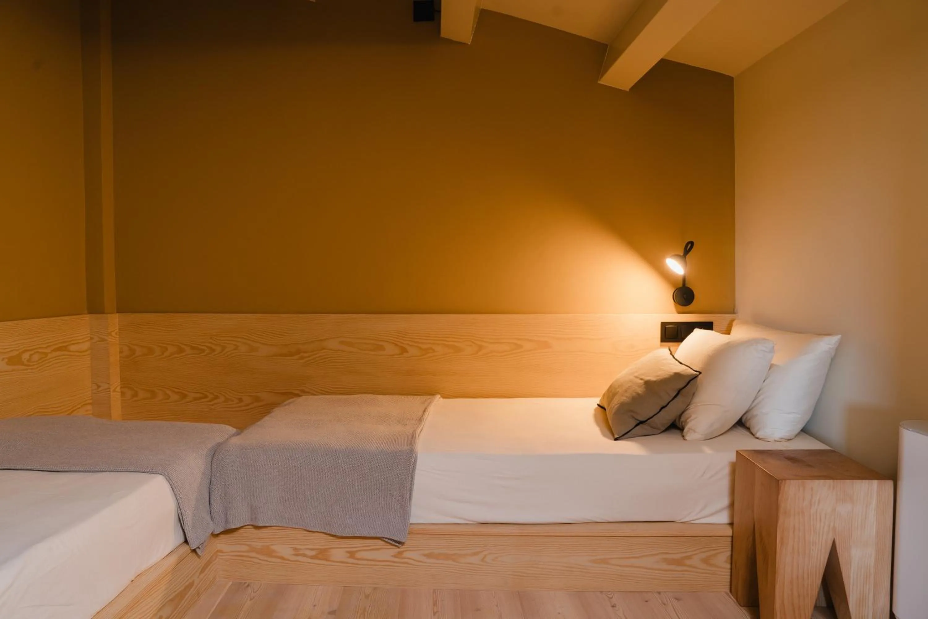 Bed in Hotel-Masia Can Farrés
