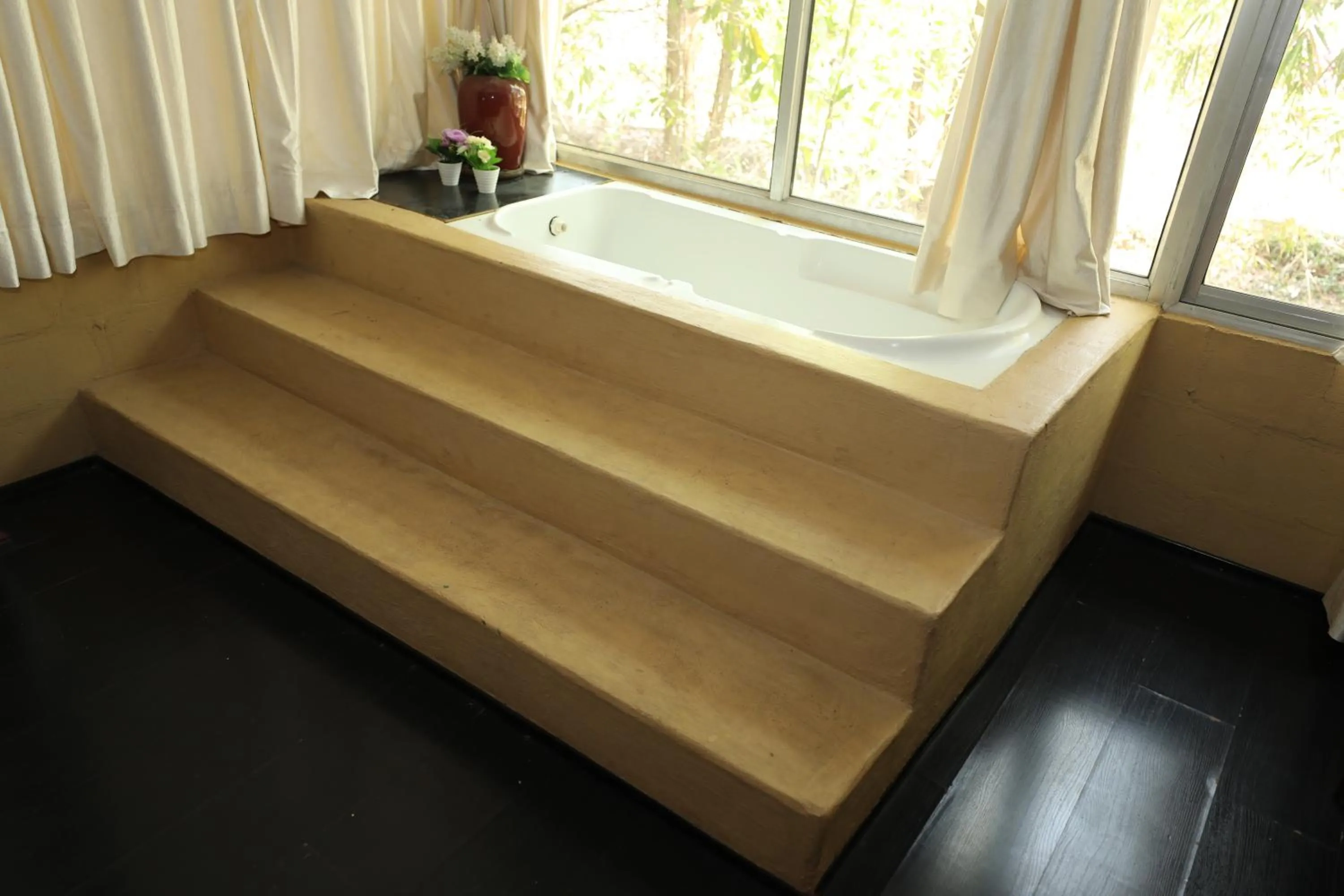 Bath, Bed in Aranya Phansad Resort