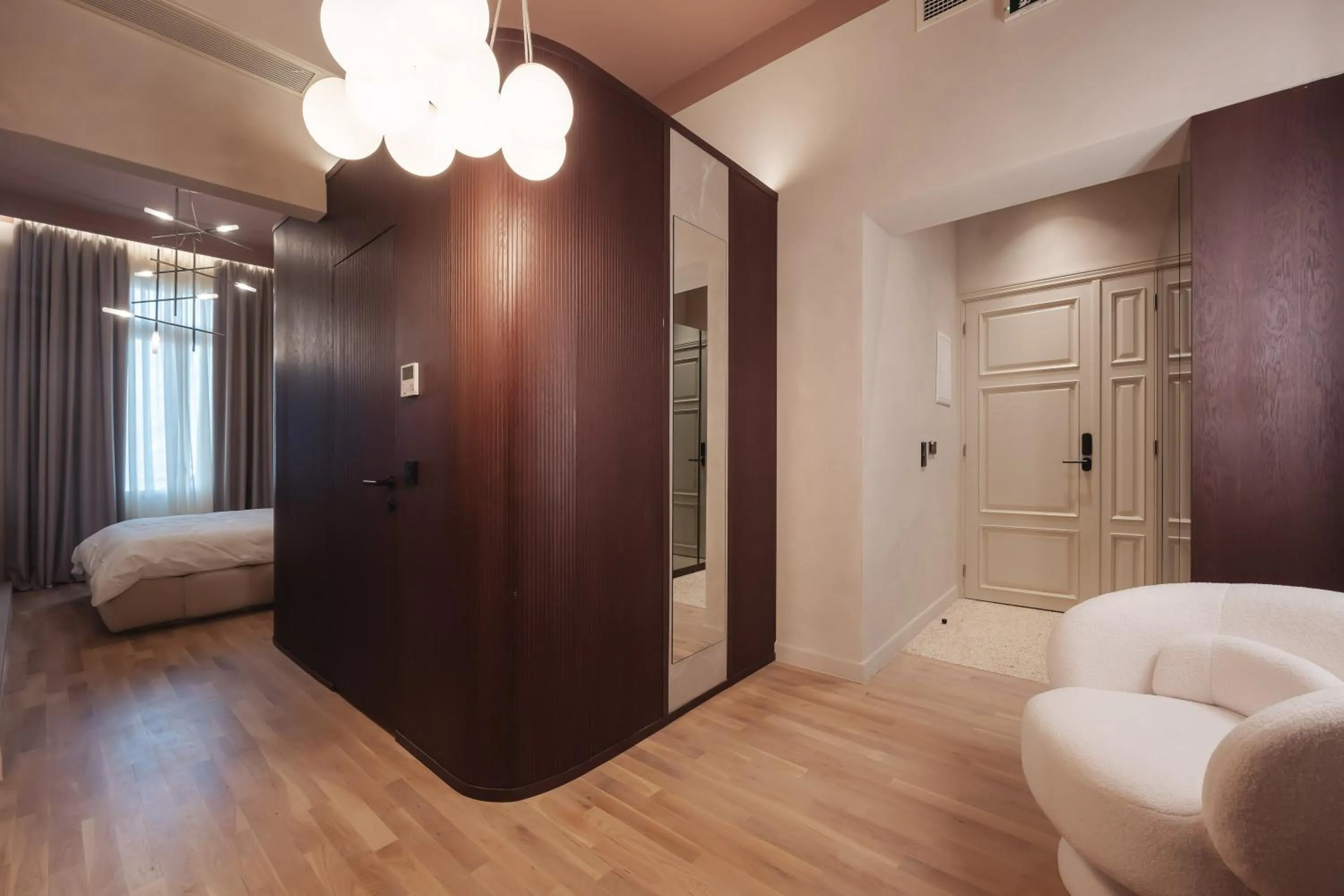 Photo of the whole room in Zenith Premium Suites