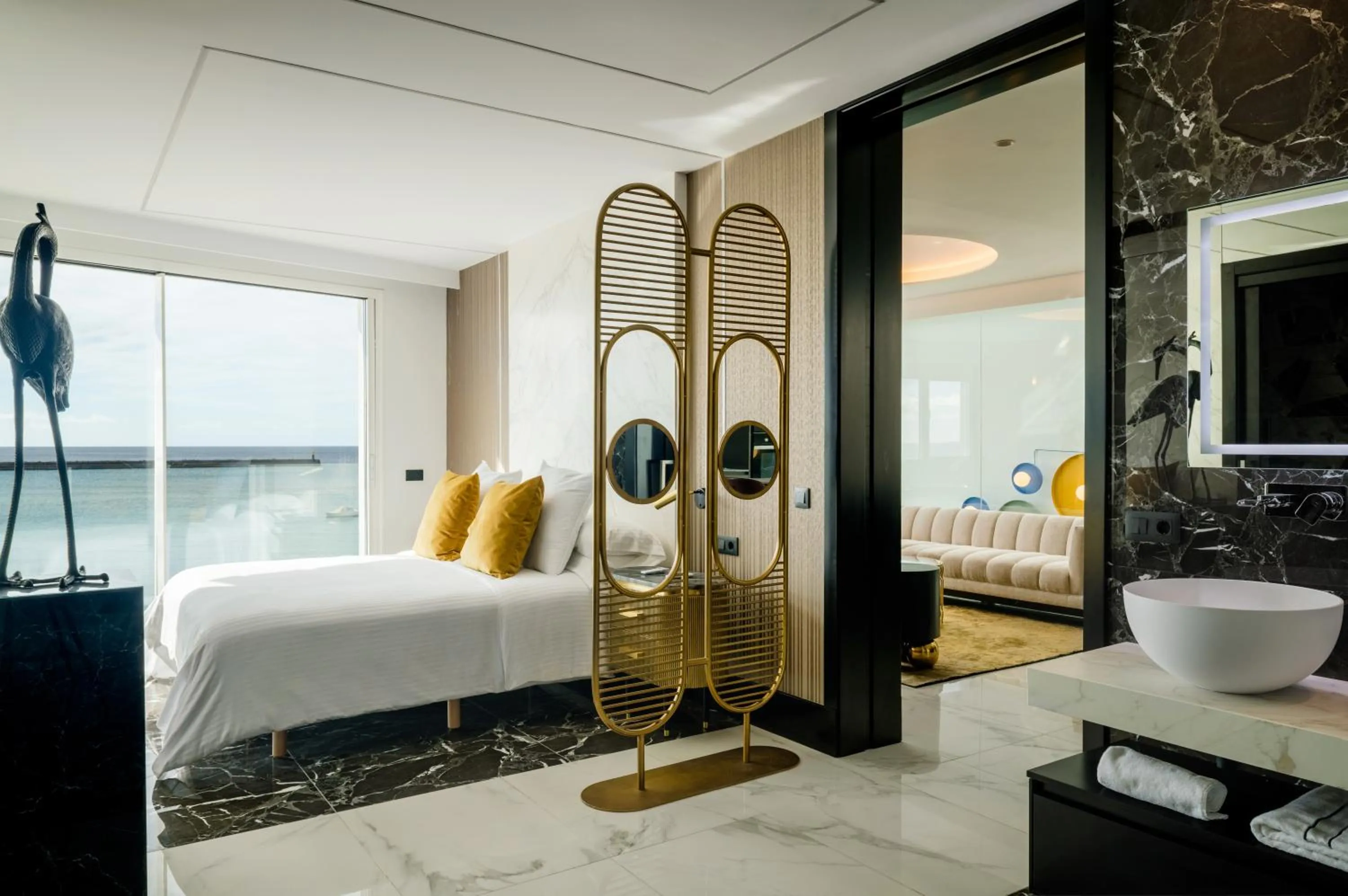 Bedroom, Bed in Blue Marina Suites - Boutique Apartments