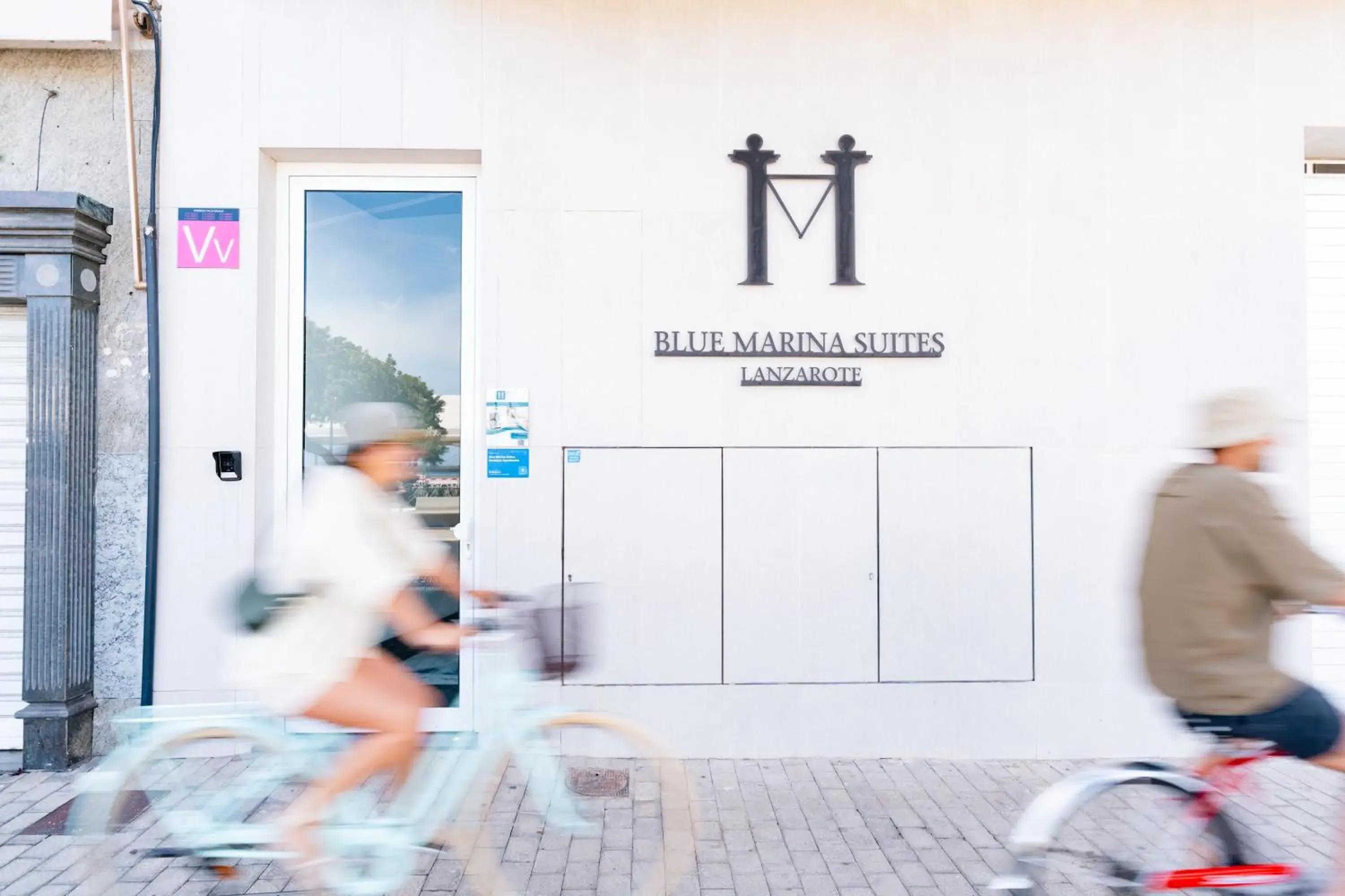 Facade/entrance in Blue Marina Suites - Boutique Apartments Facade/entrance in Blue Marina Suites - Boutique Apartments