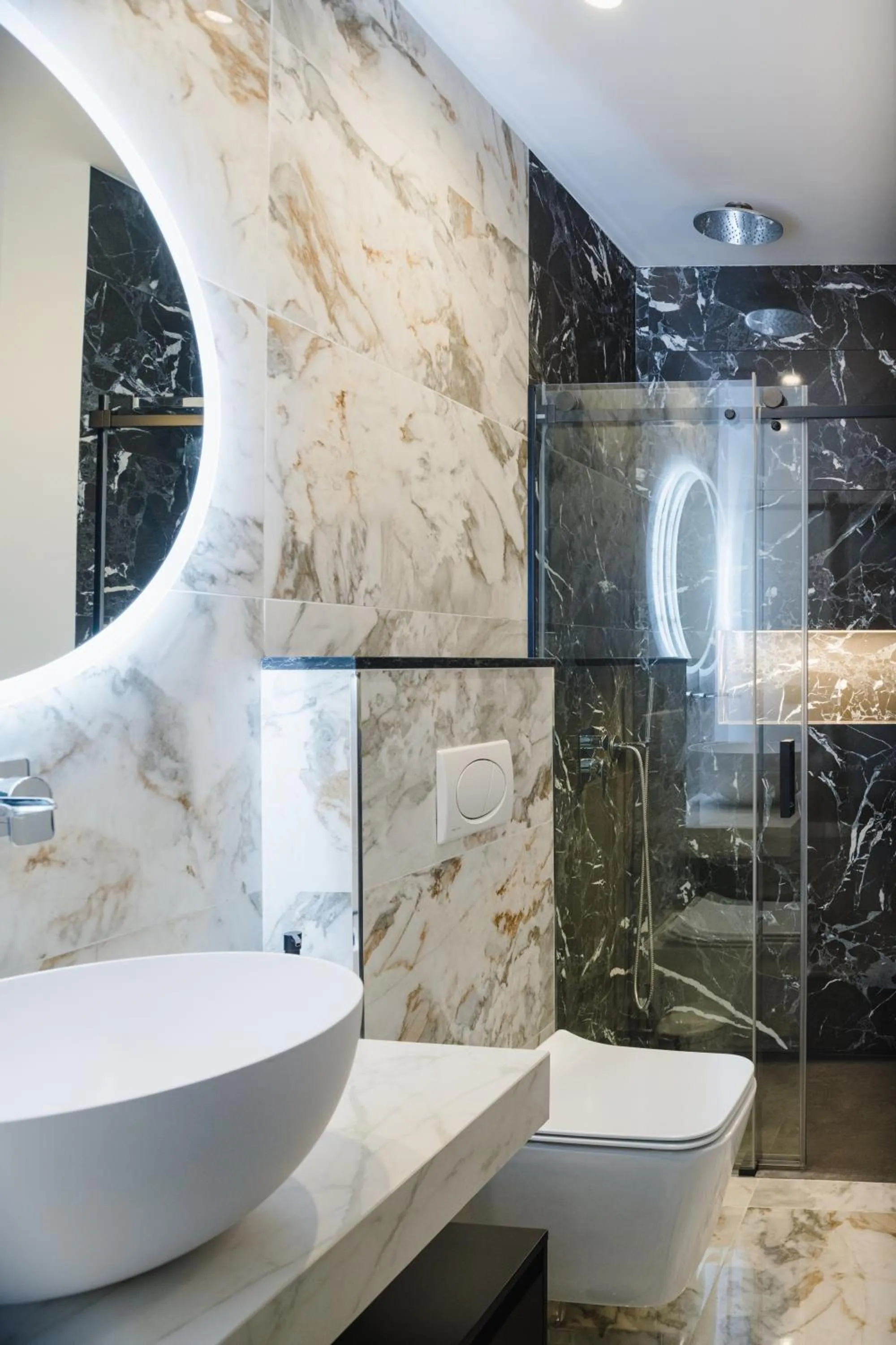 Bathroom in Blue Marina Suites - Boutique Apartments