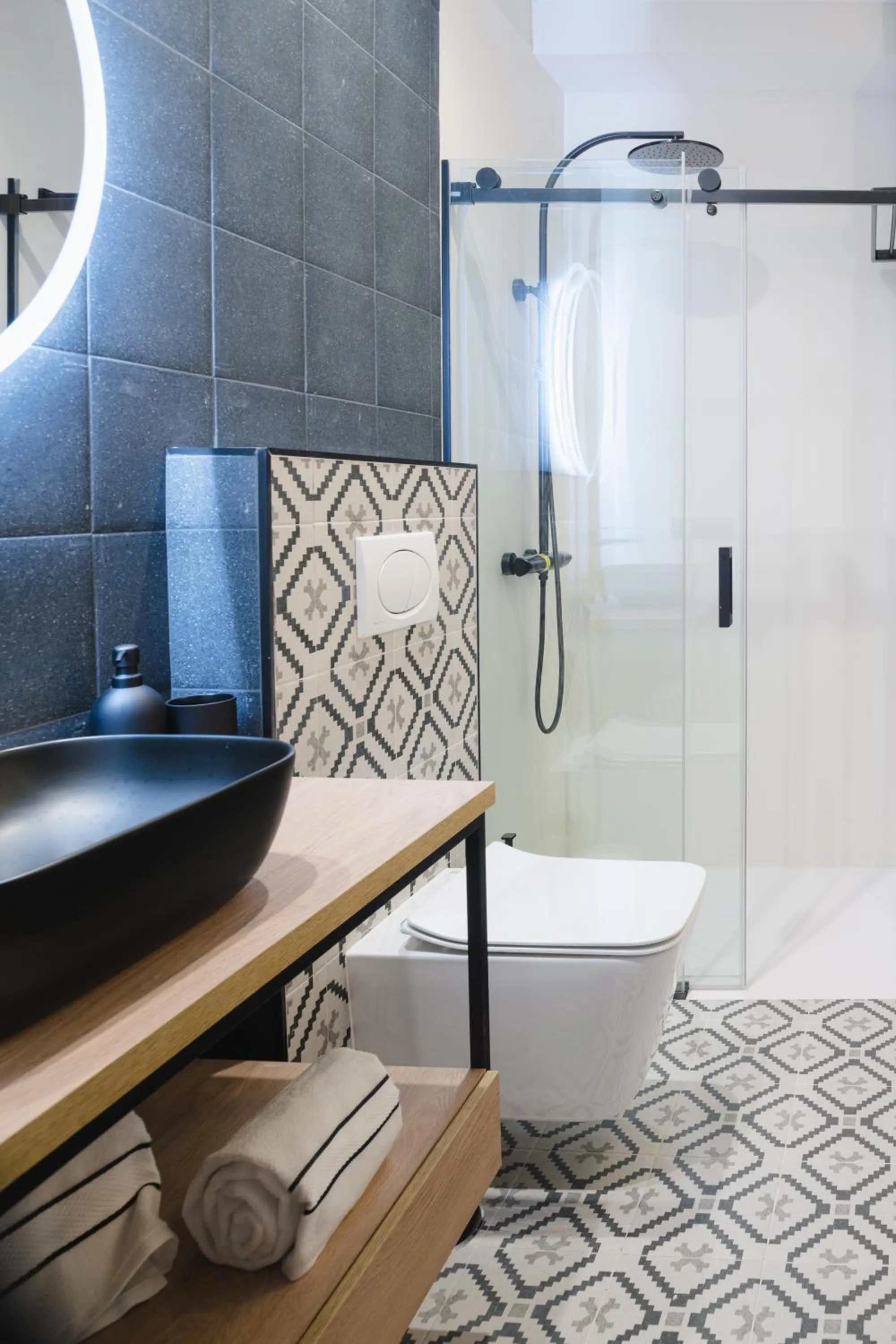 Shower in Blue Marina Suites - Boutique Apartments