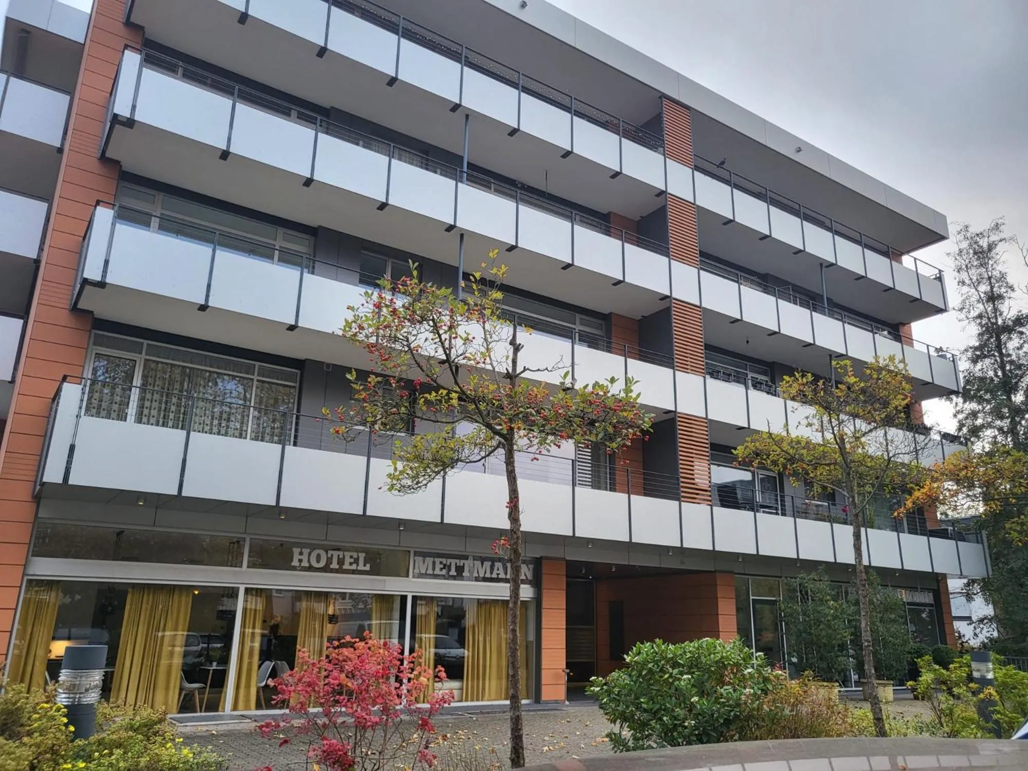 Property building in Hotel Mettmann