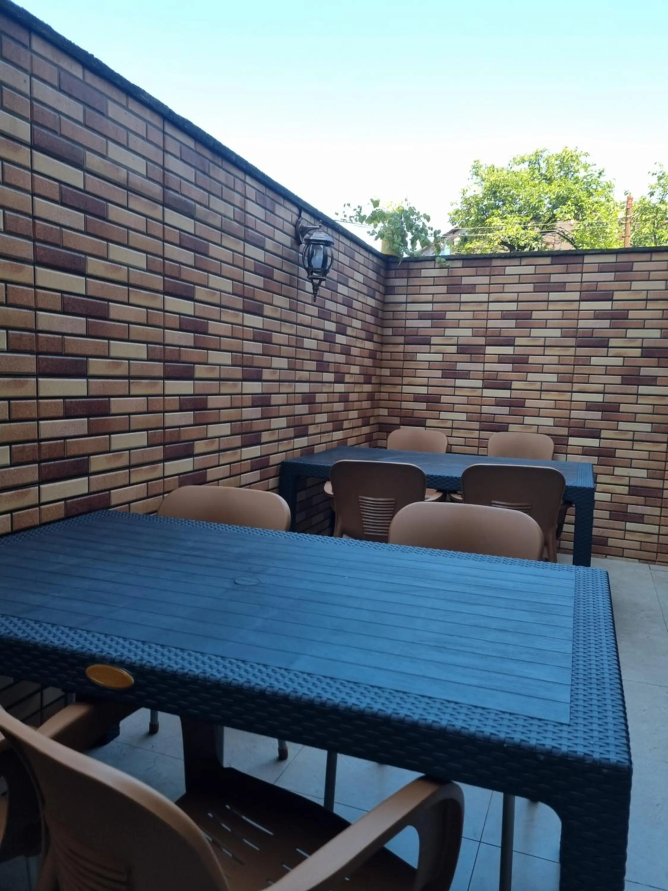 Property building in MAHALI HOTEL