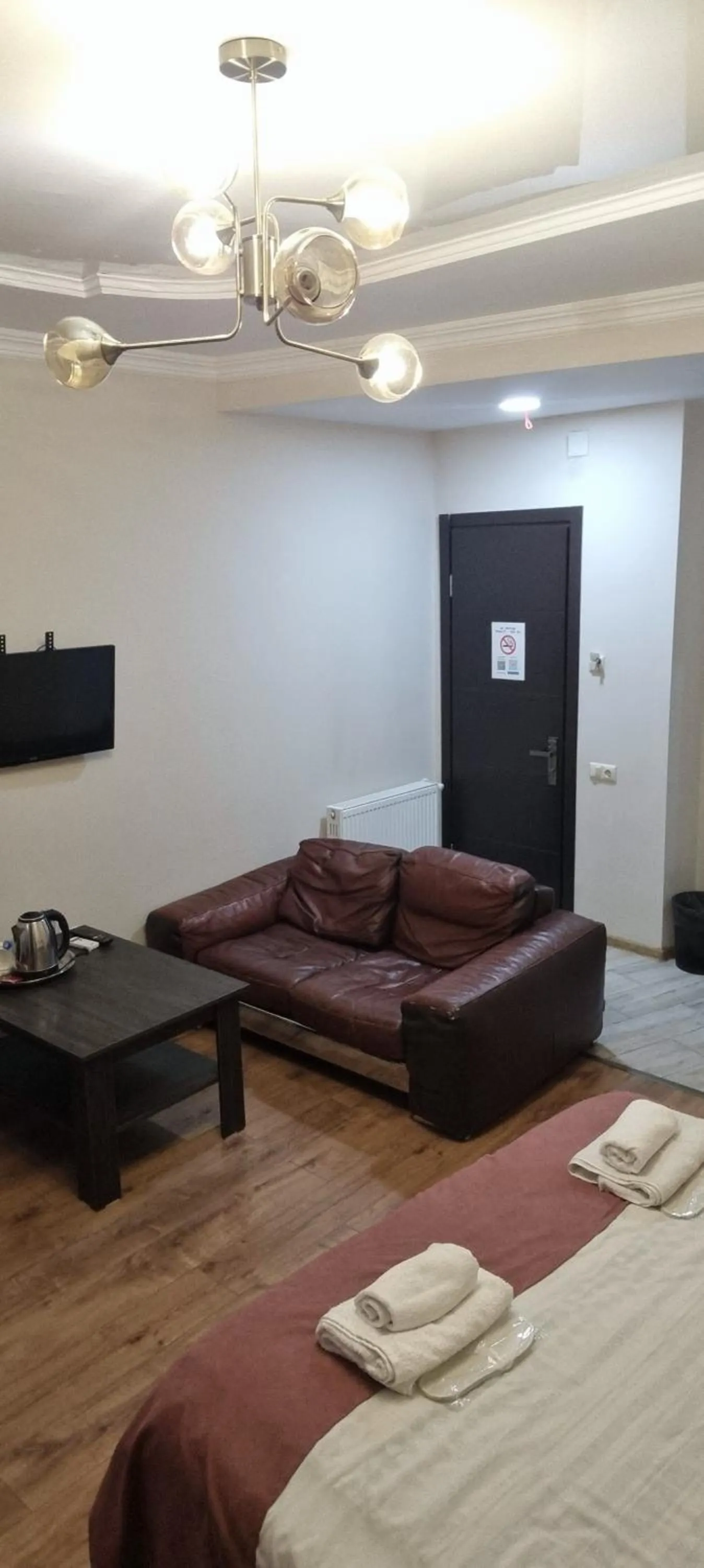 TV and multimedia, Bed in MAHALI HOTEL