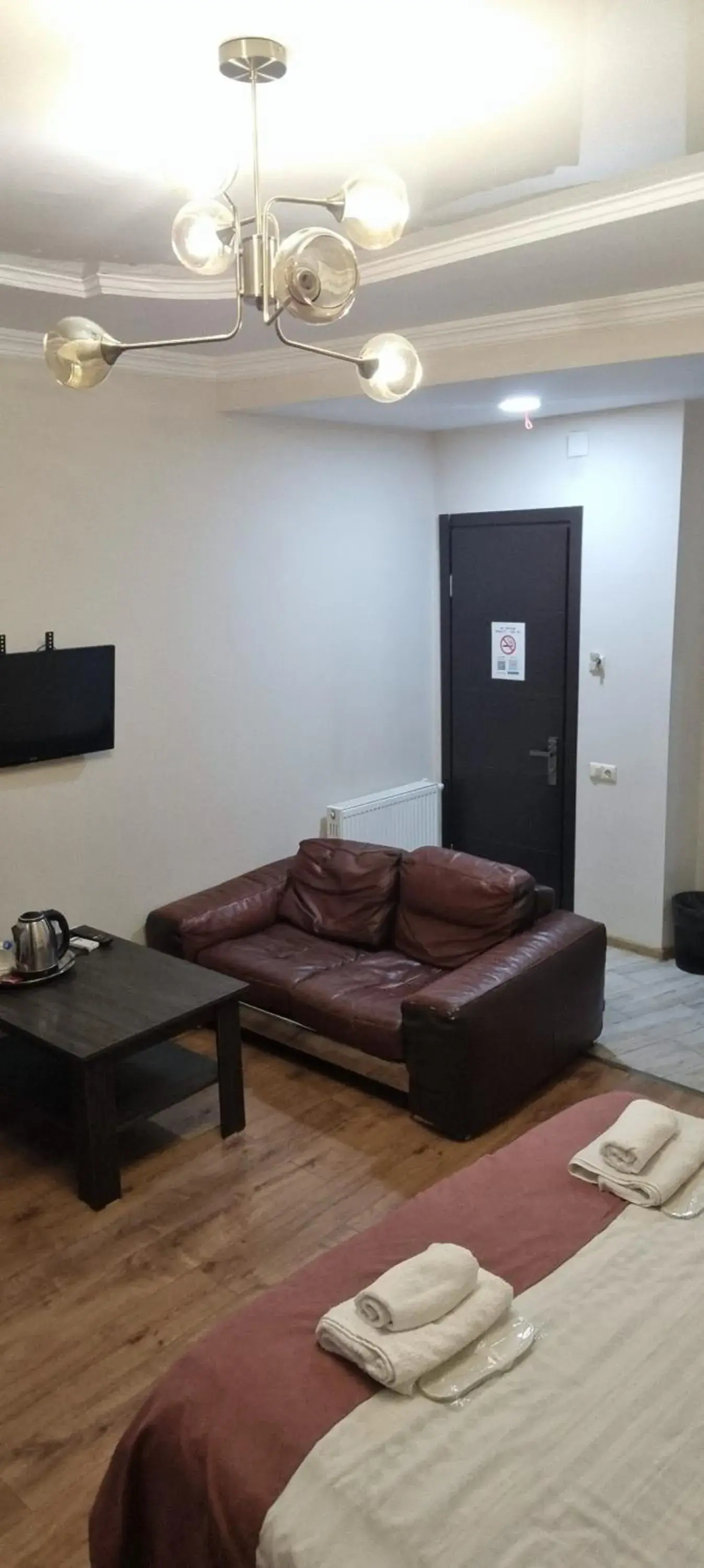 TV and multimedia, Bed in MAHALI HOTEL TV and multimedia, Bed in MAHALI HOTEL