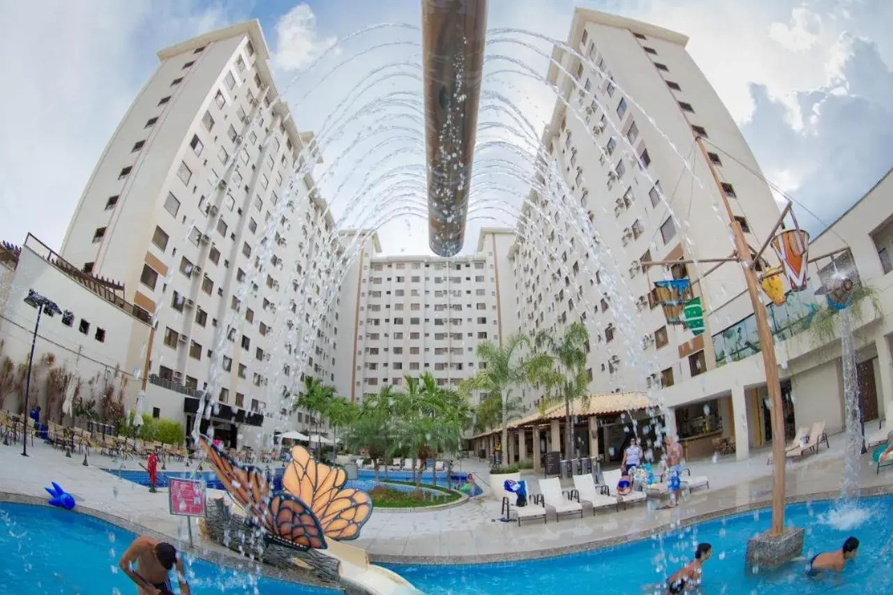 Swimming Pool in Prive Boulevard Thermas - OFICIAL Swimming Pool in Prive Boulevard Thermas - OFICIAL