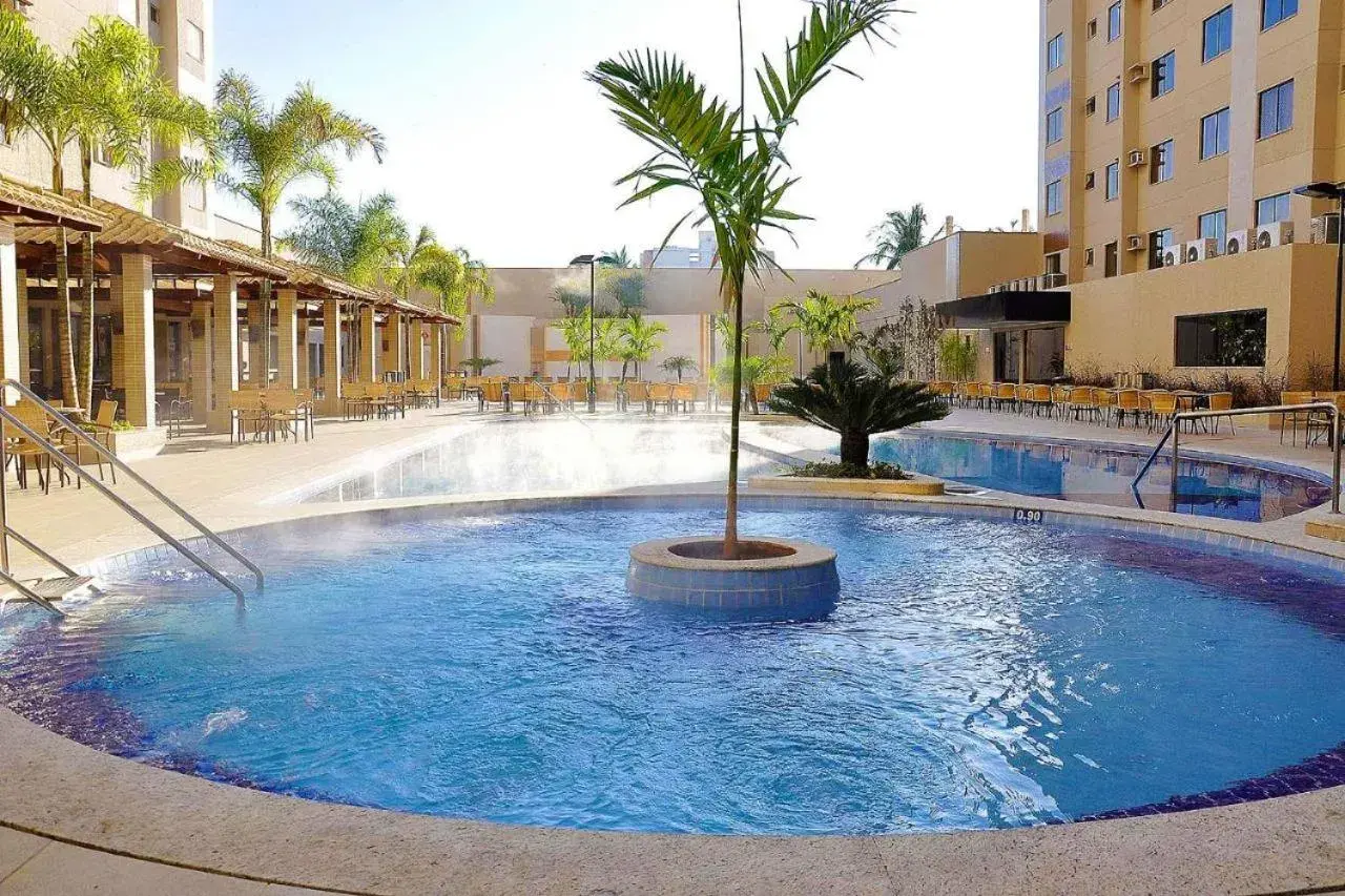 Swimming Pool in Prive Boulevard Thermas - OFICIAL Swimming Pool in Prive Boulevard Thermas - OFICIAL