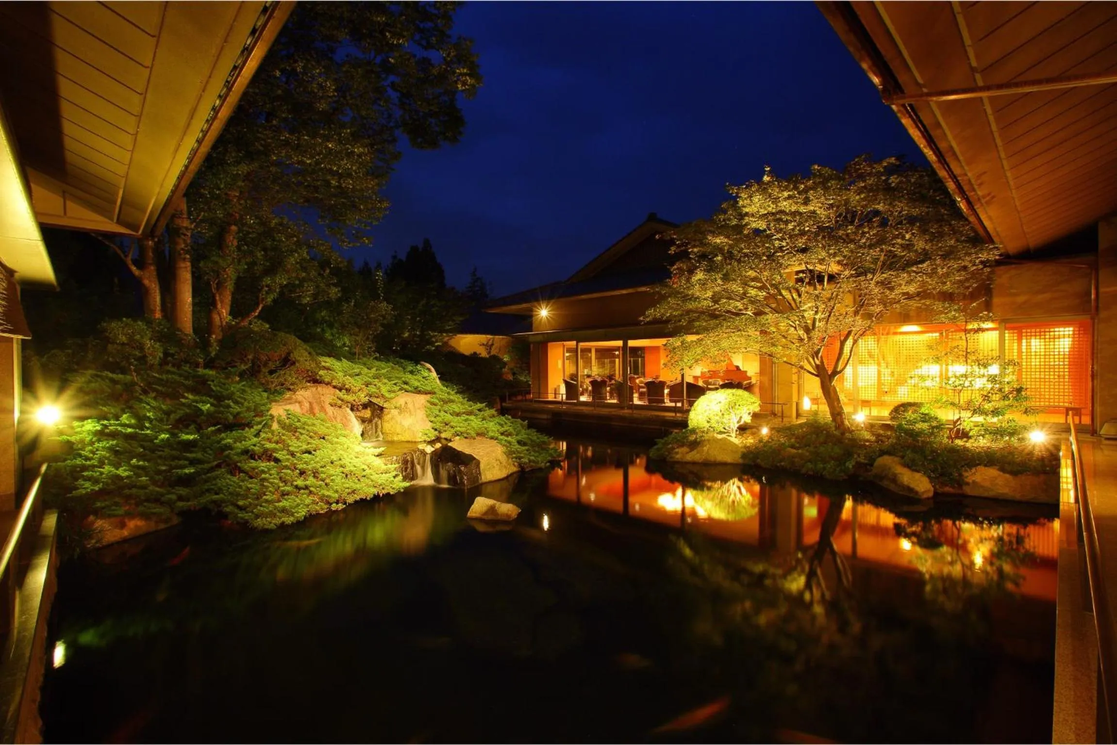 Night in Saryo Souen