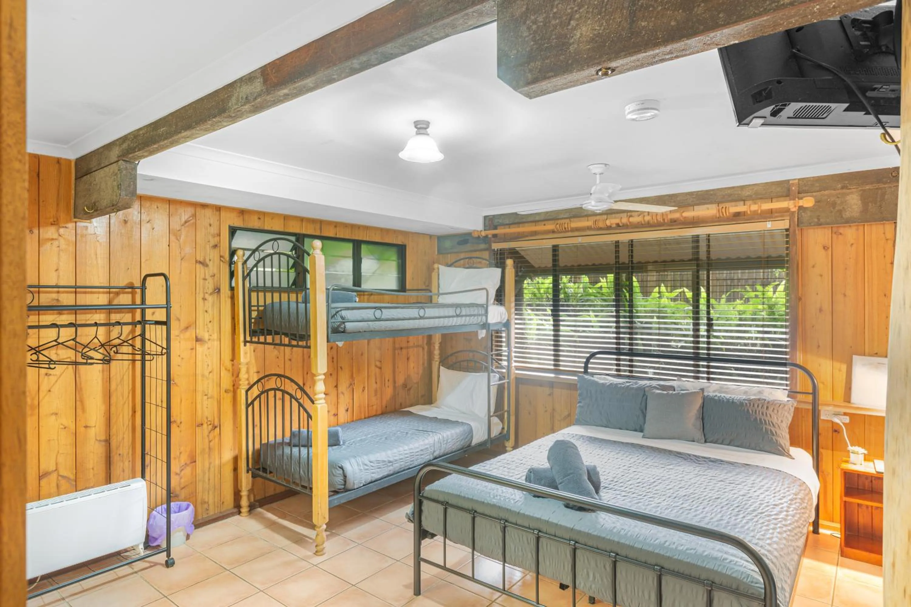 Family, Bed in Atherton Blue Gum