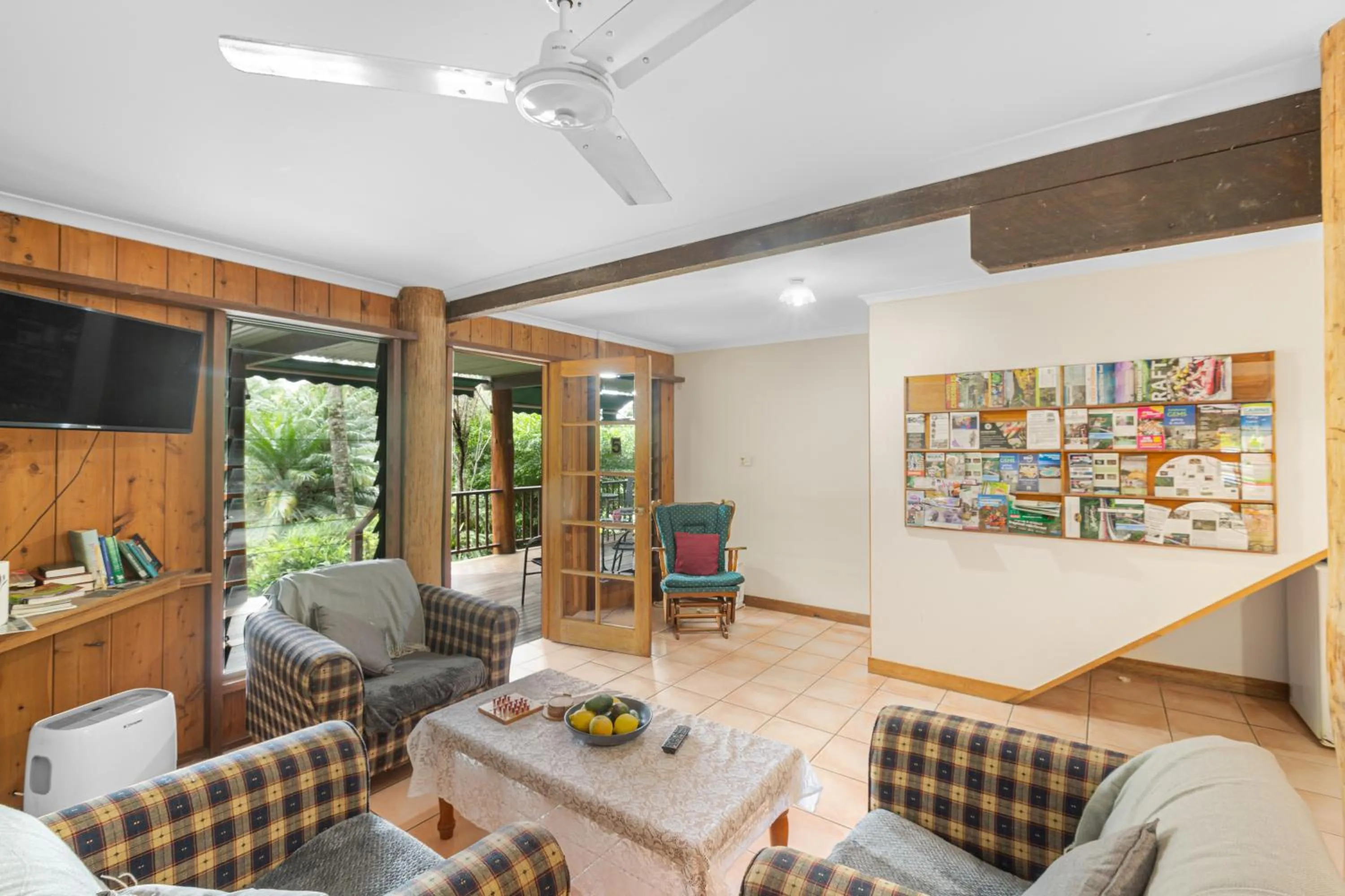 Communal lounge/ TV room in Atherton Blue Gum