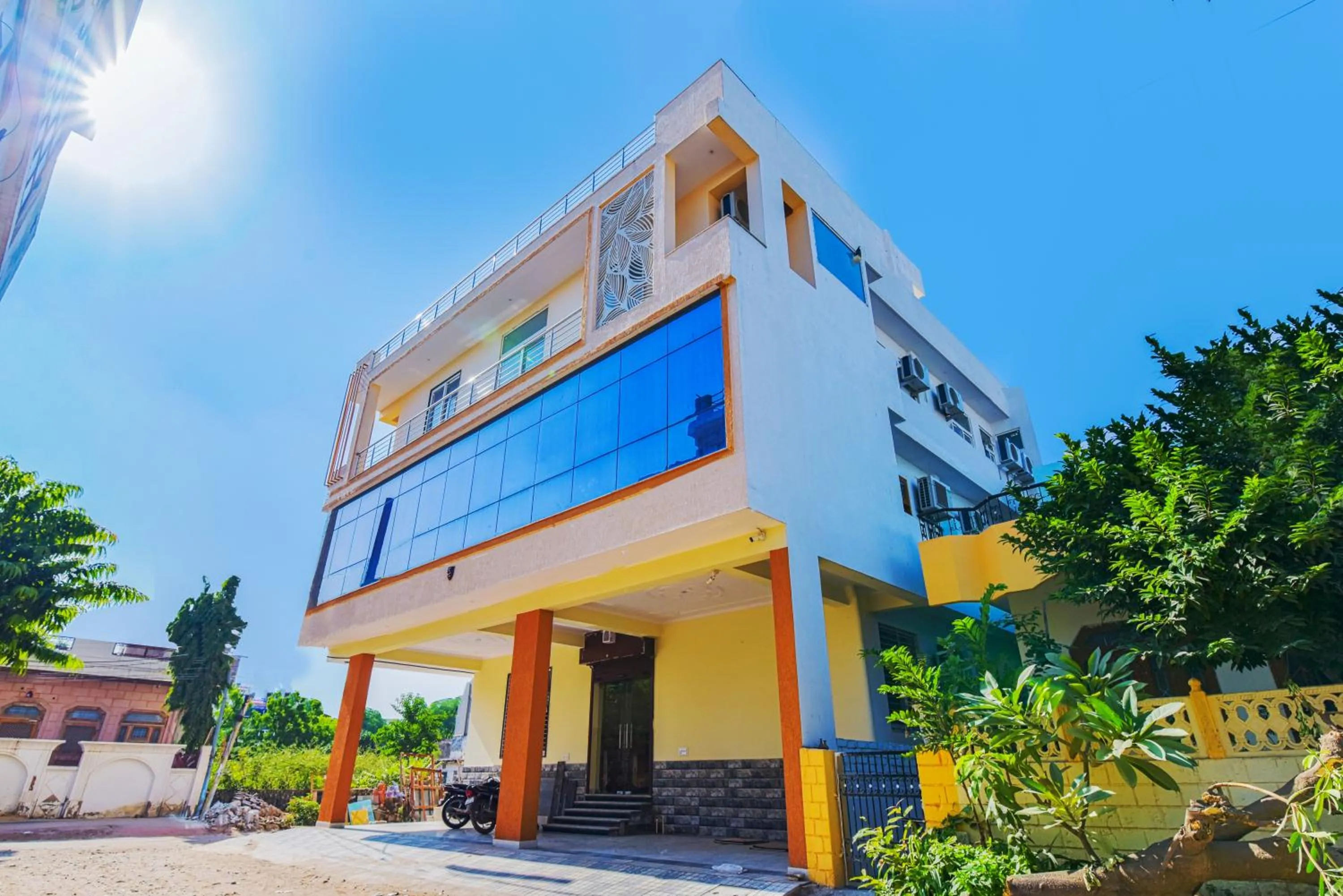 Facade/entrance in HOMEWOOD SUITES Jaipur