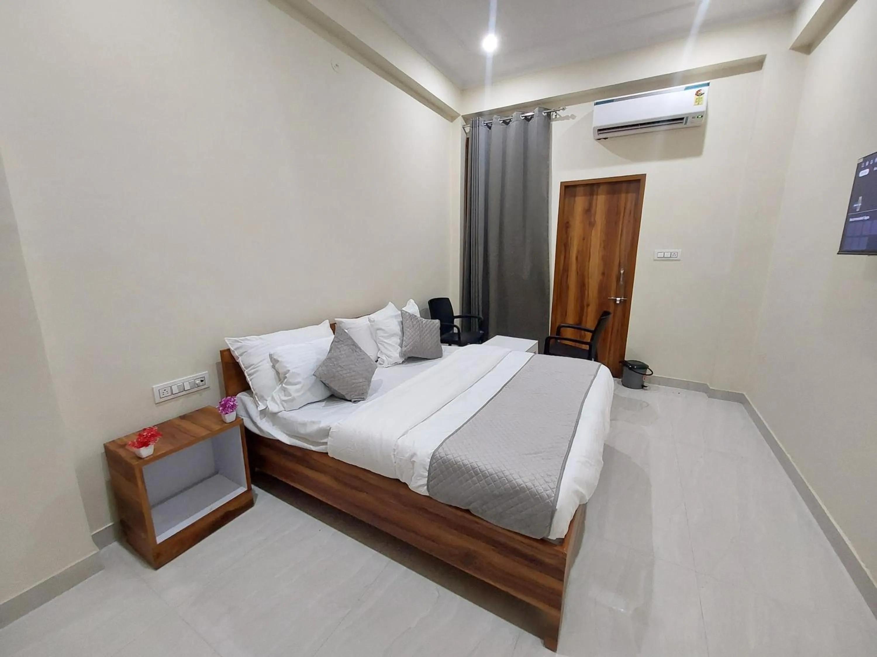 Bed in HOMEWOOD SUITES Jaipur