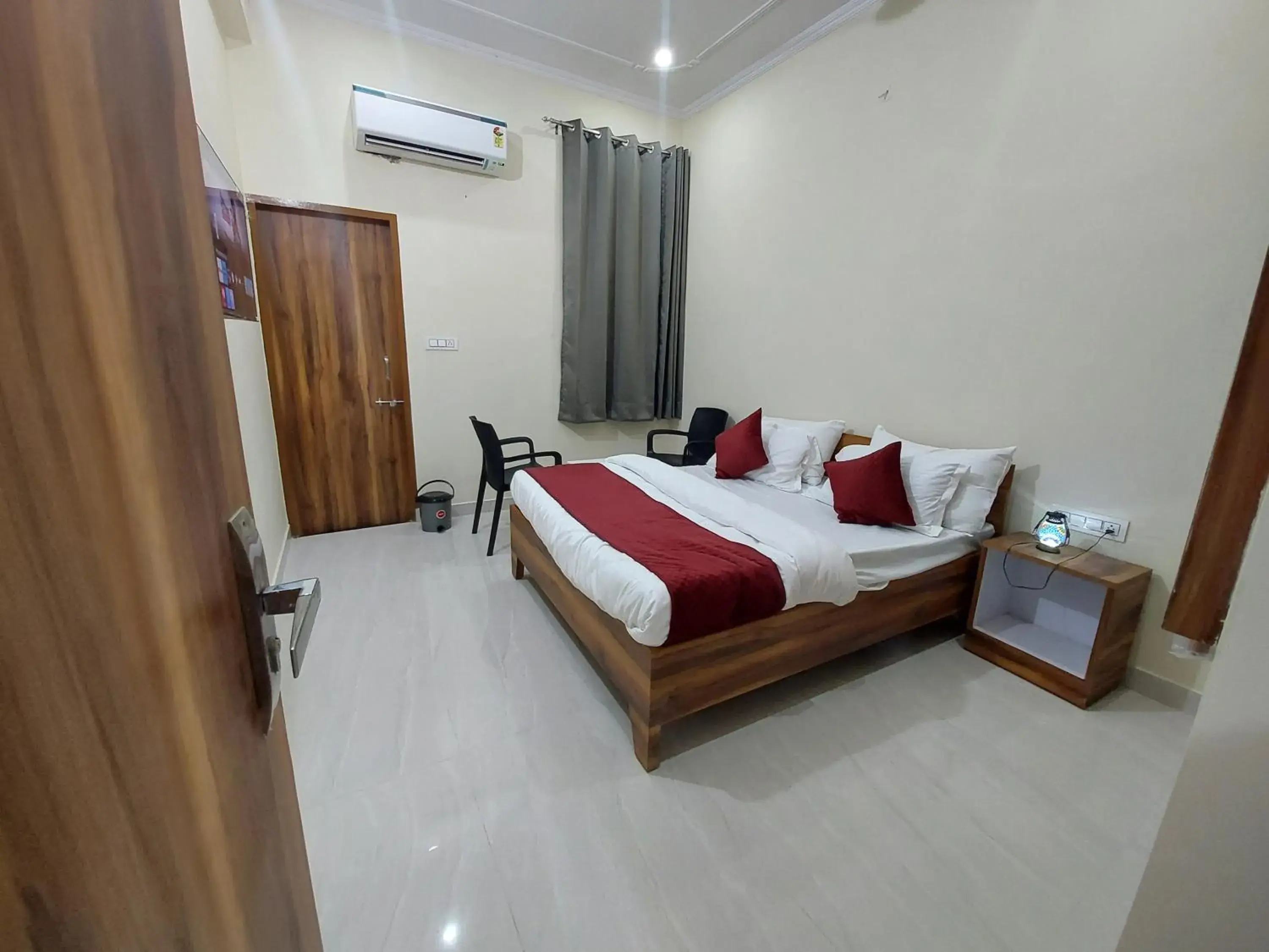 Bed in HOMEWOOD SUITES Jaipur Bed in HOMEWOOD SUITES Jaipur