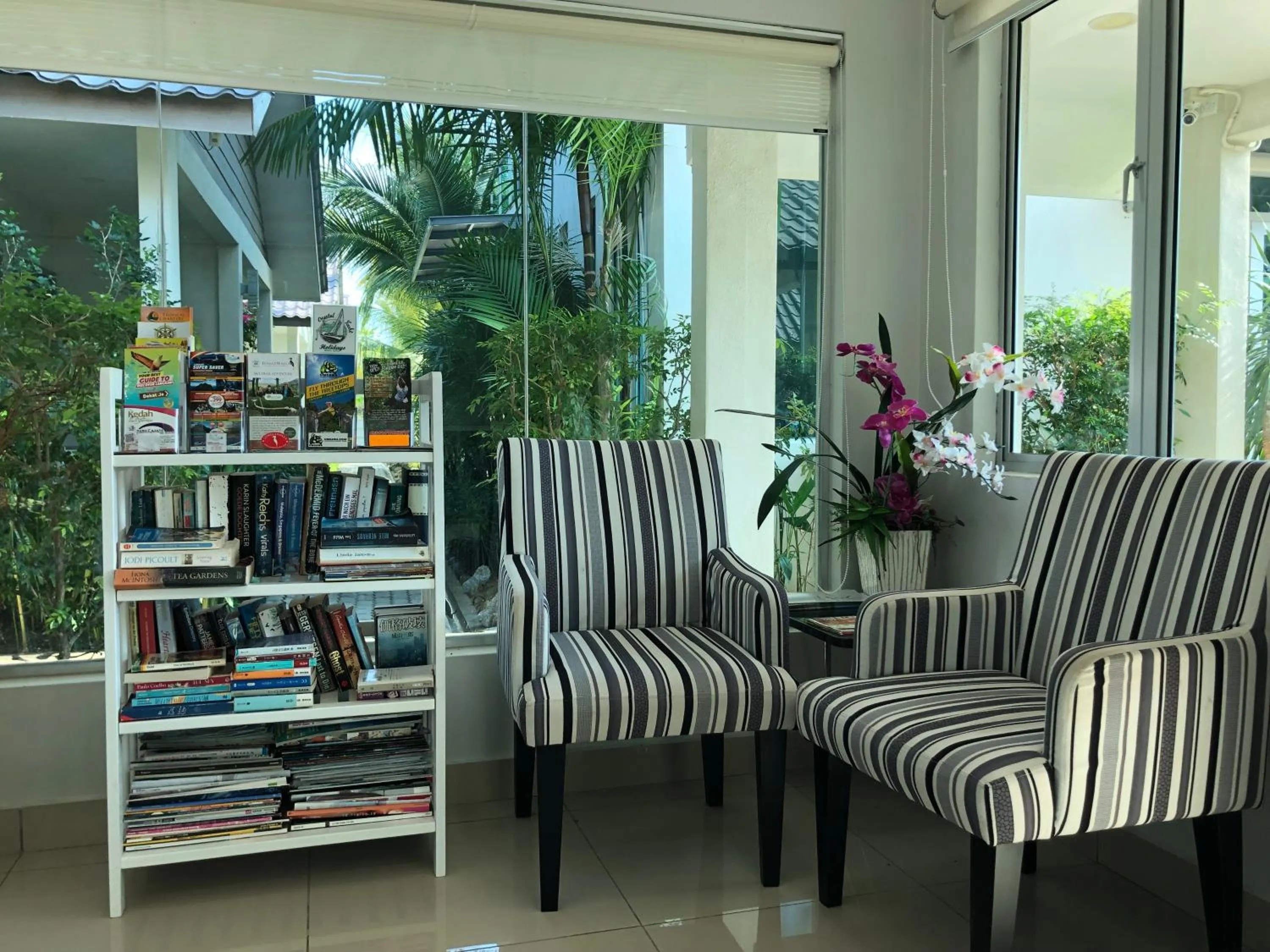 Library in Fuuka Villa