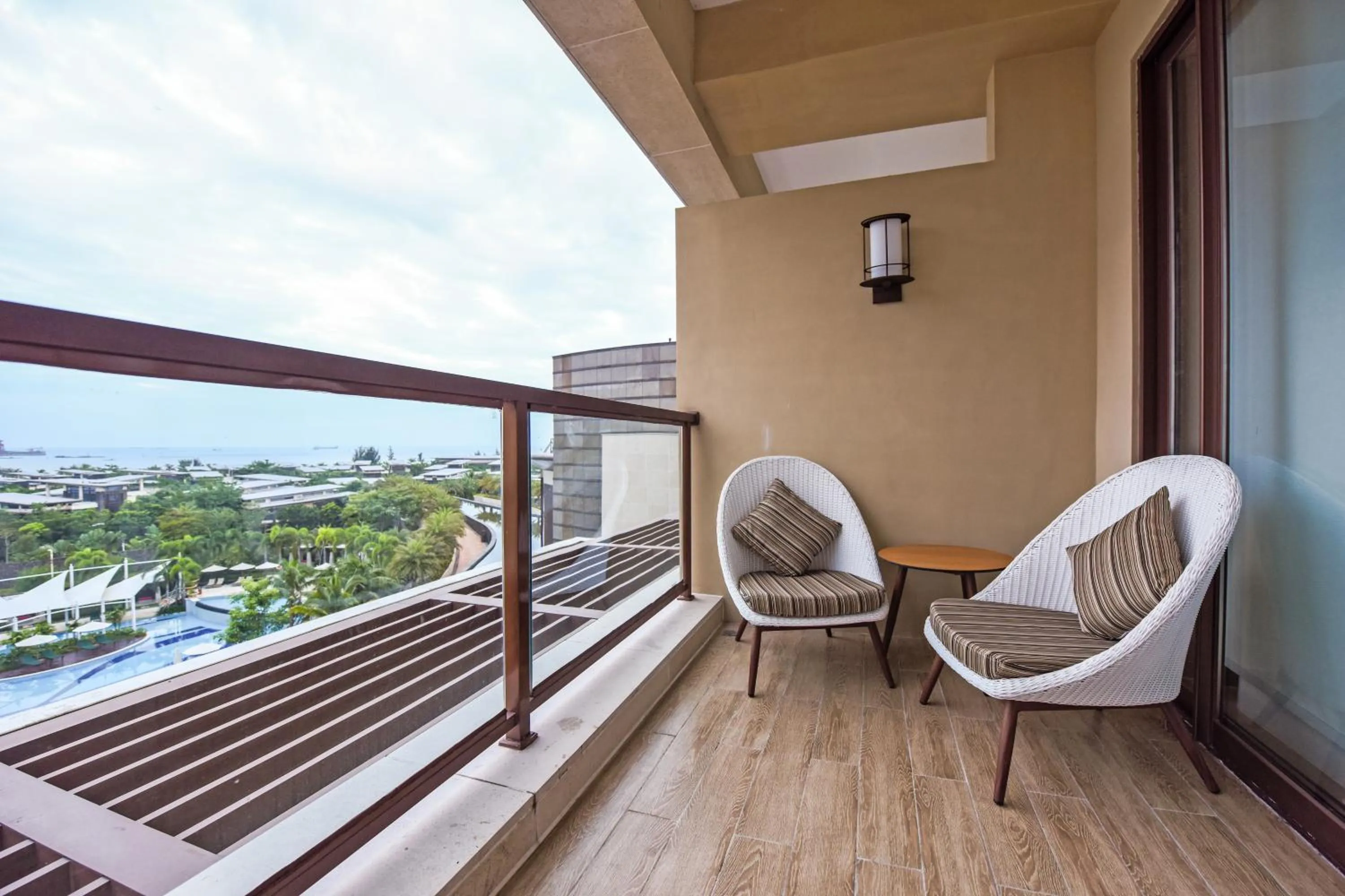 Balcony/Terrace in Sanya Yazhou Bay Resort Curio Collection by Hilton