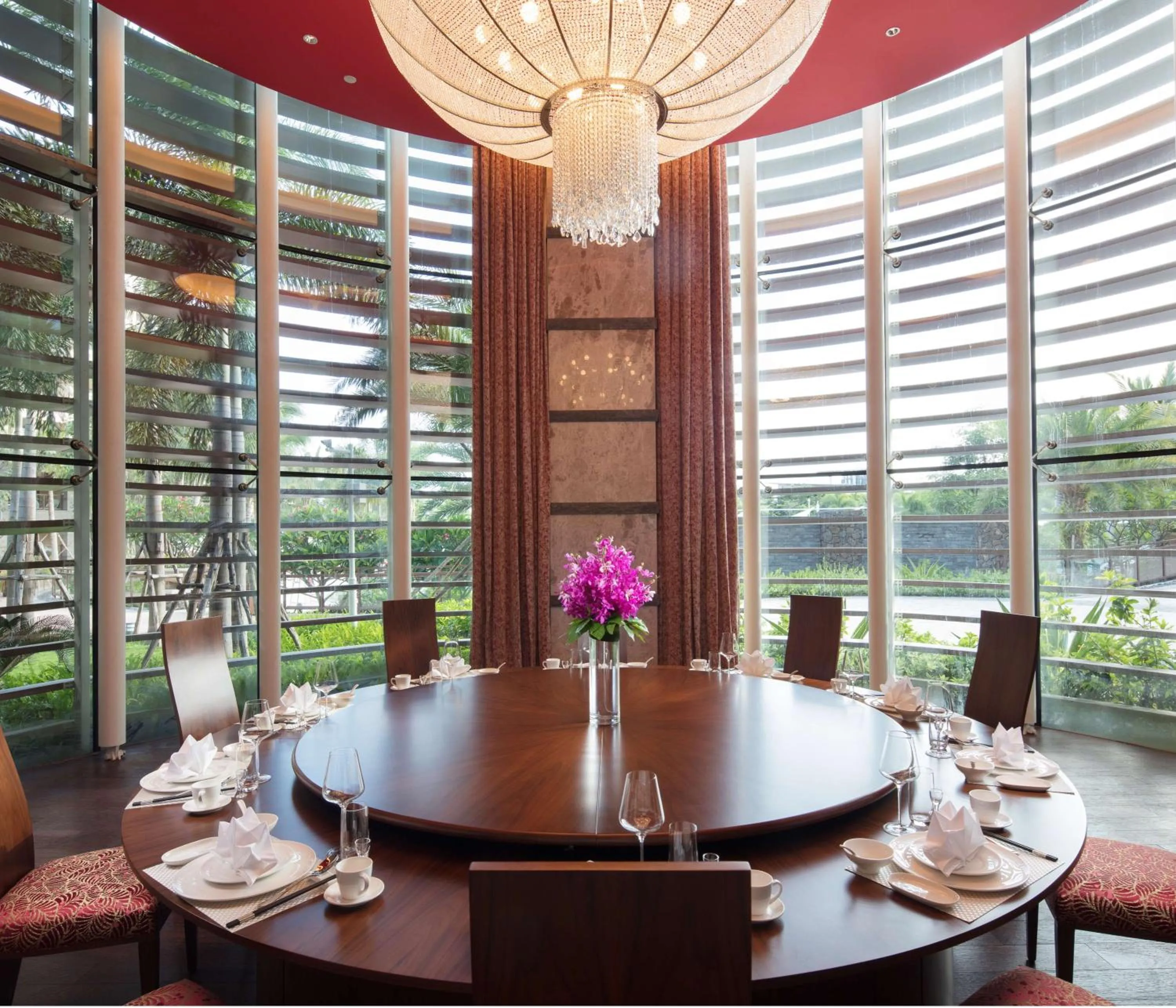 Restaurant/places to eat, Dining Area in Sanya Yazhou Bay Resort Curio Collection by Hilton