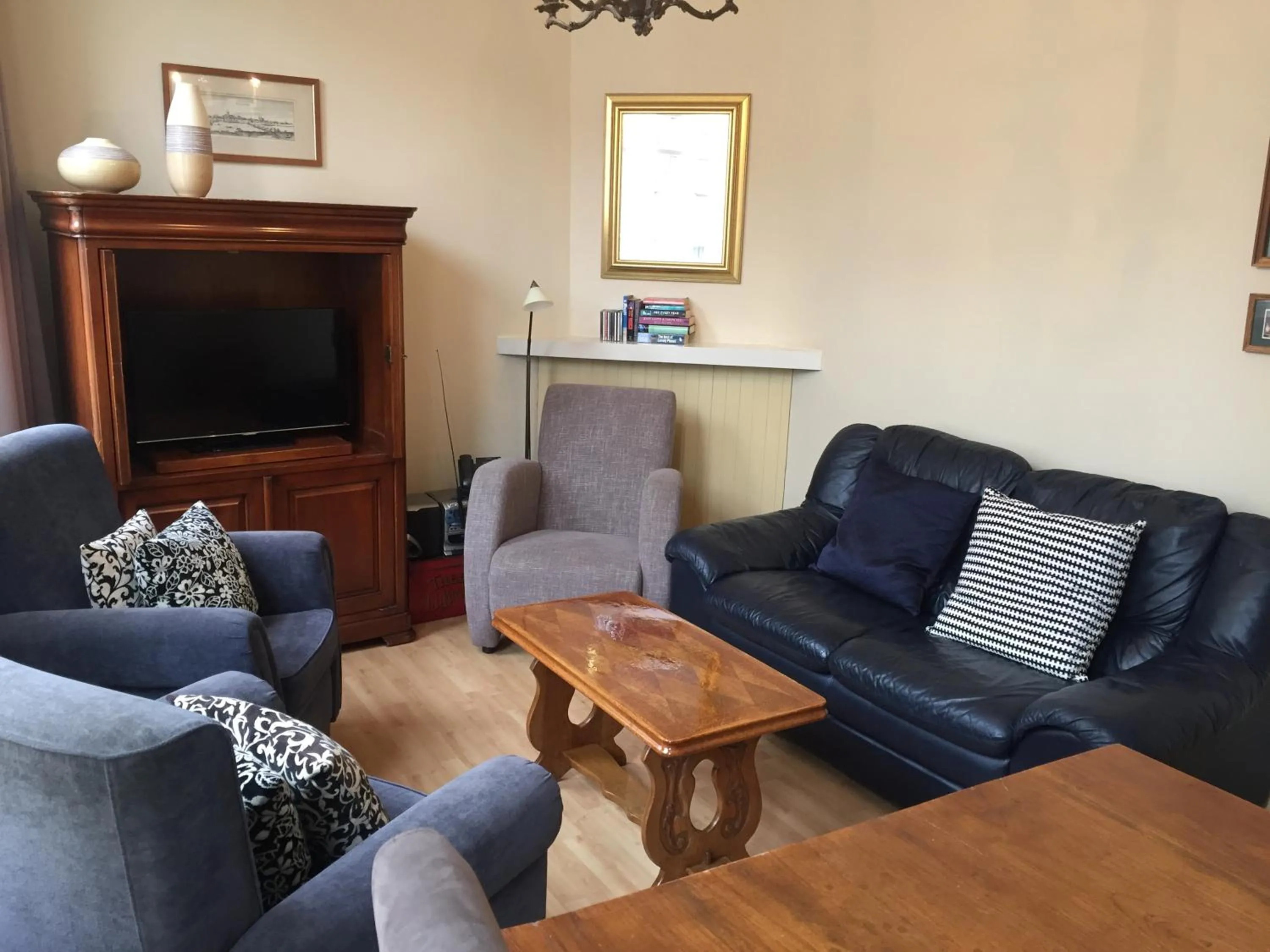 Living room in Hanzestadslogement "De Leeuw", logies in het centrum van Deventer