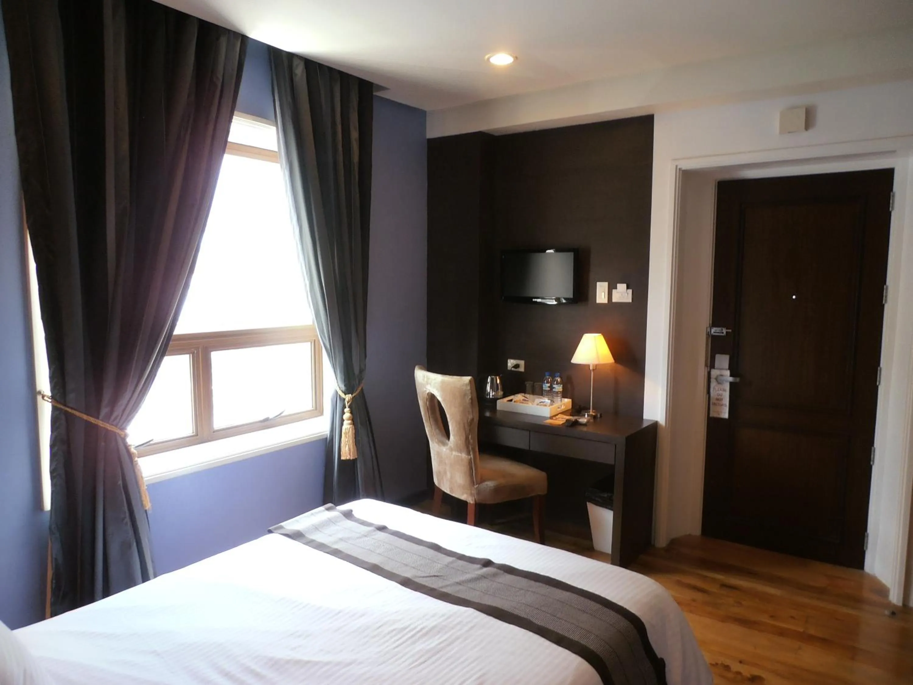 Photo of the whole room, Bed in Ciudad Fernandina Hotel